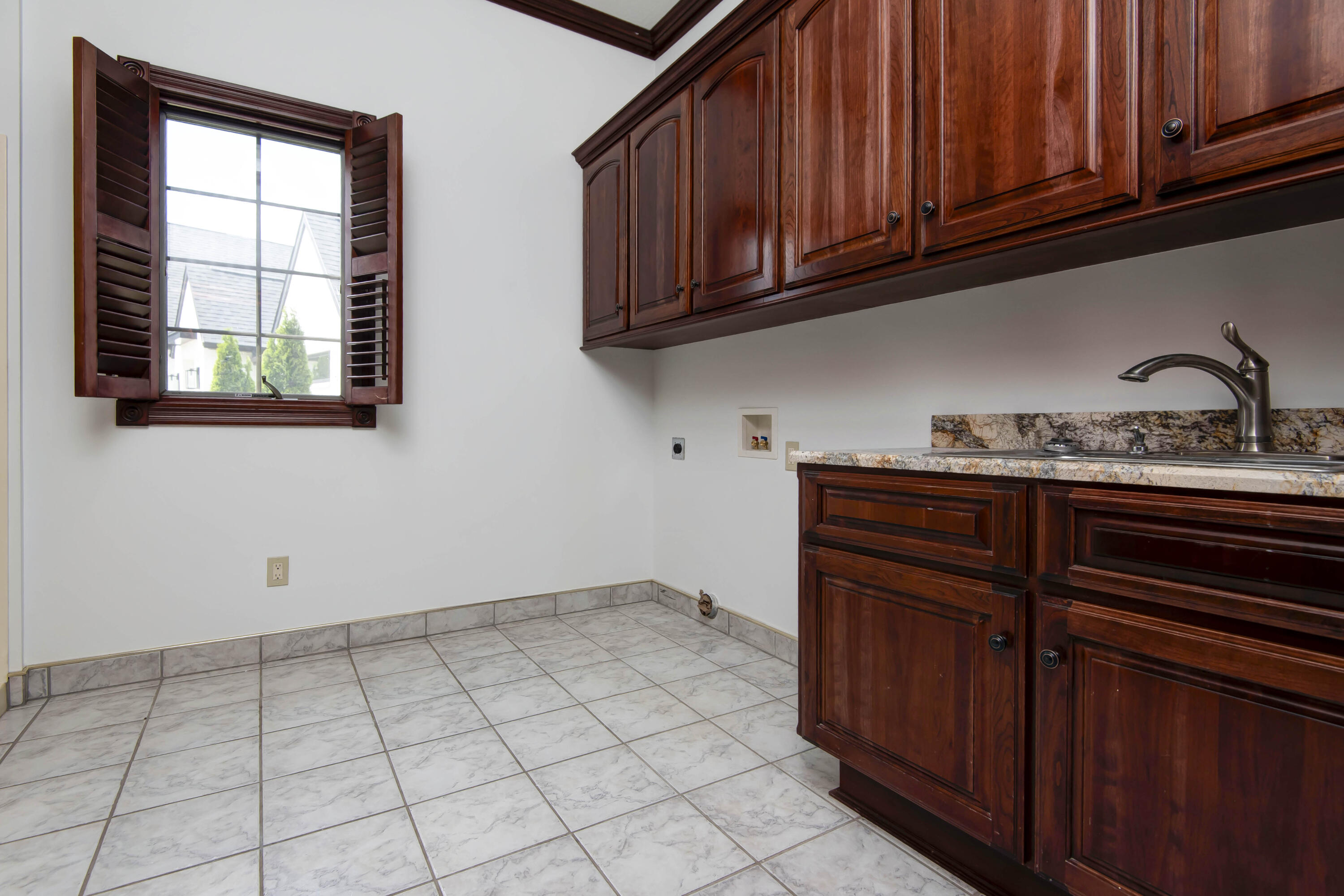 6307 South Meadowview Drive Property Photo 53