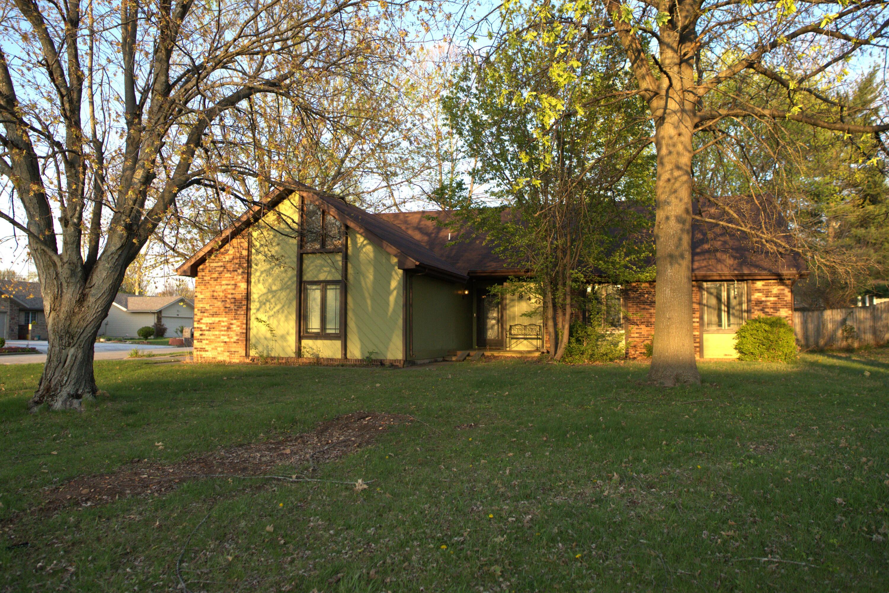 3840 South Colgate Avenue