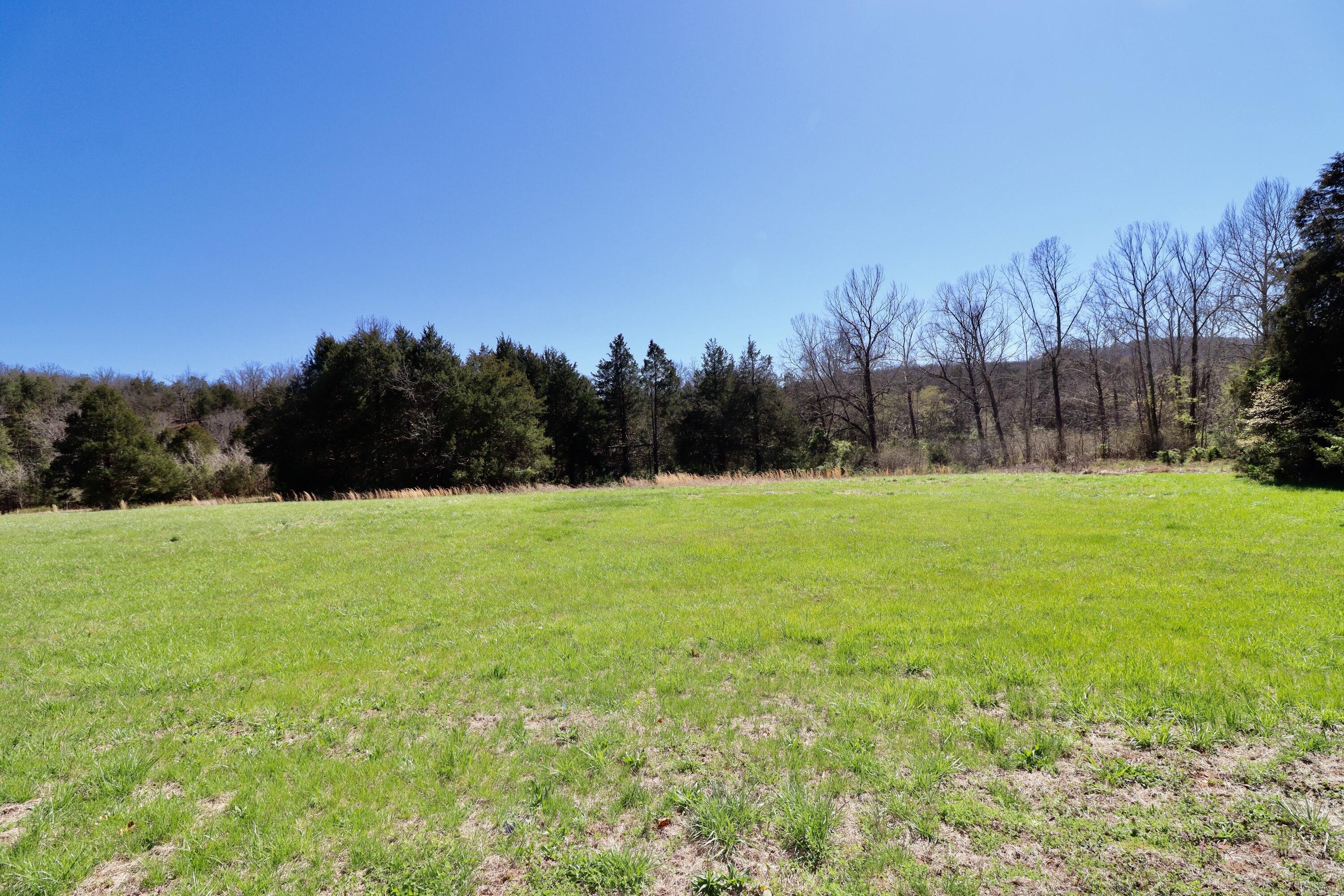 000 Seven Pines Drive Property Photo 1