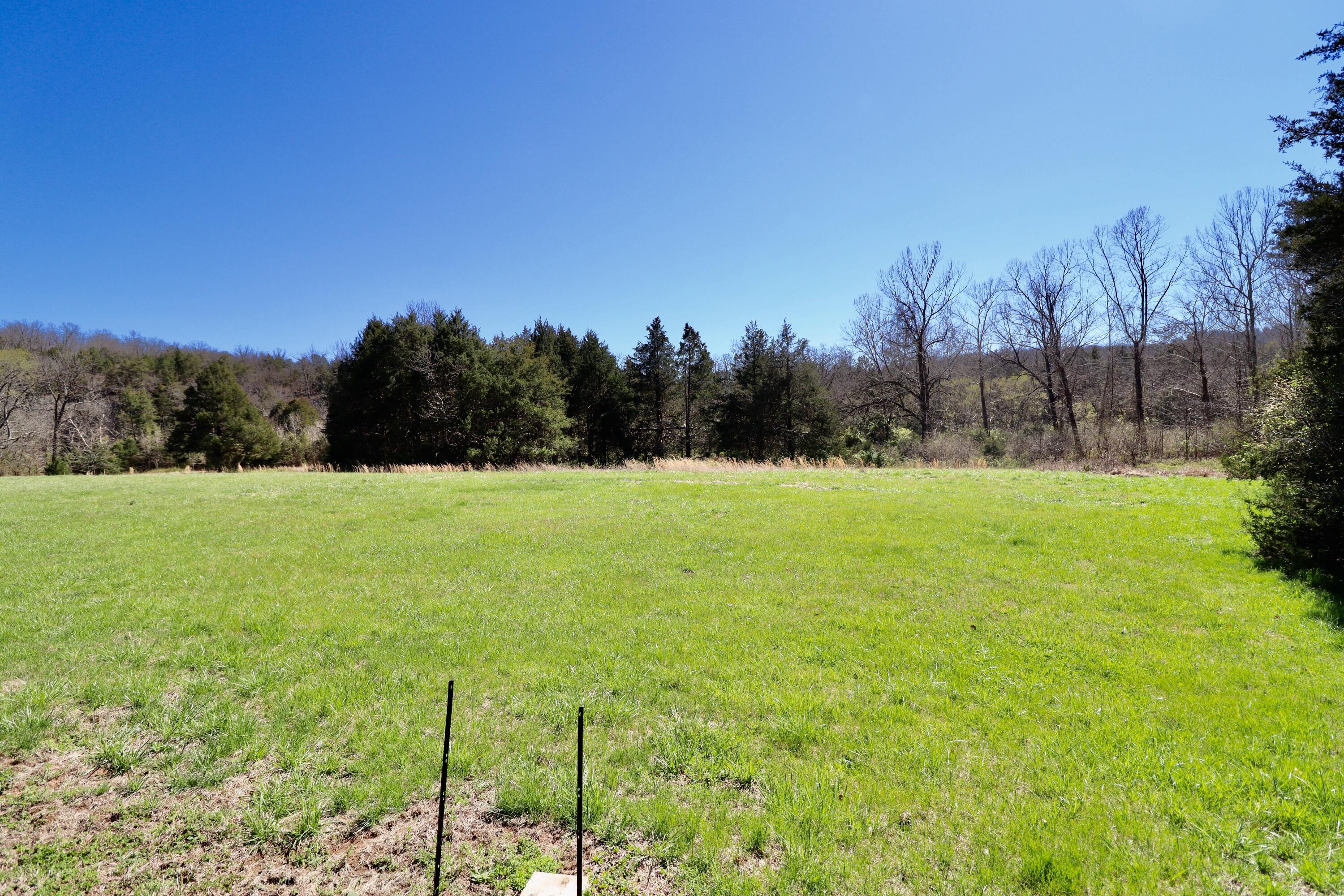 000 Seven Pines Drive Property Photo 2
