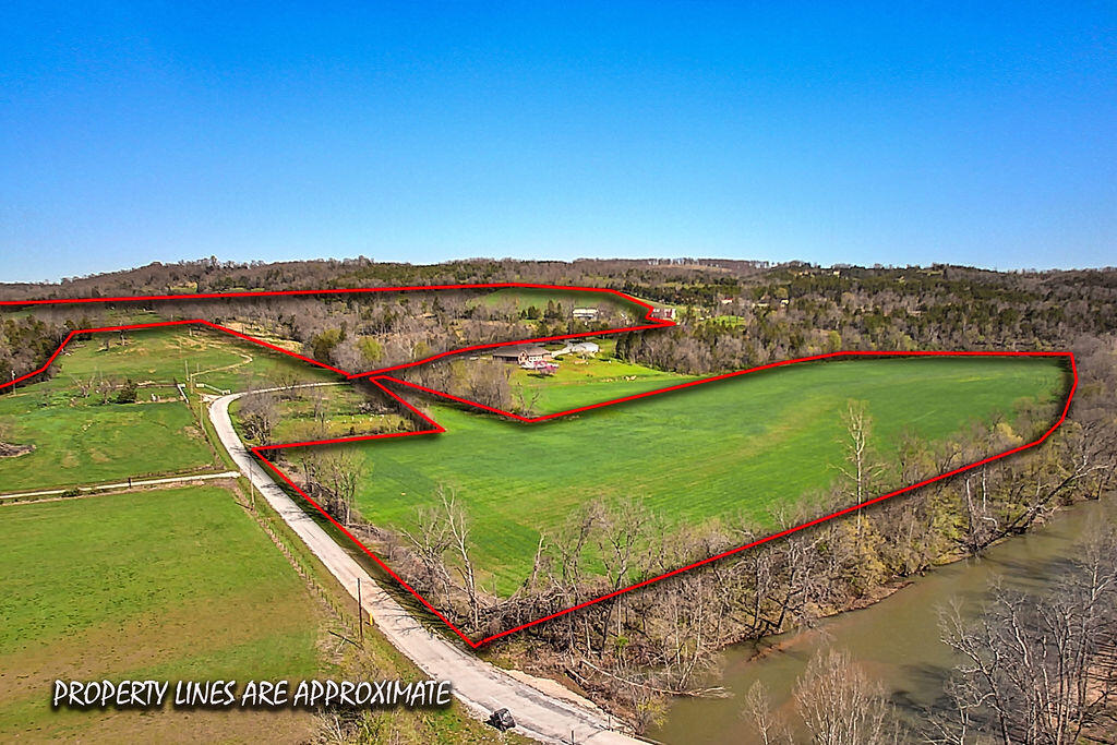 4021 Flat Creek Road Property Photo 3