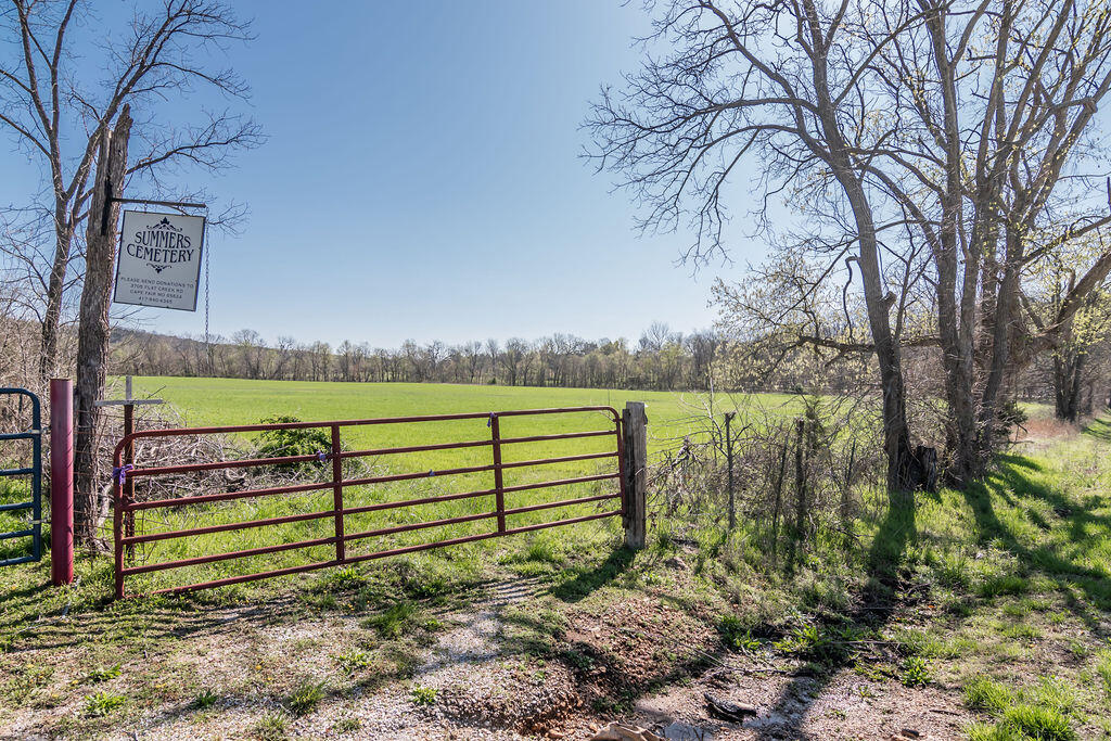 4021 Flat Creek Road Property Photo 10