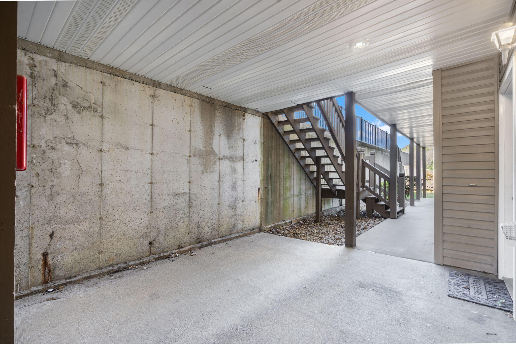 610 Abby Lane Property Photo 7