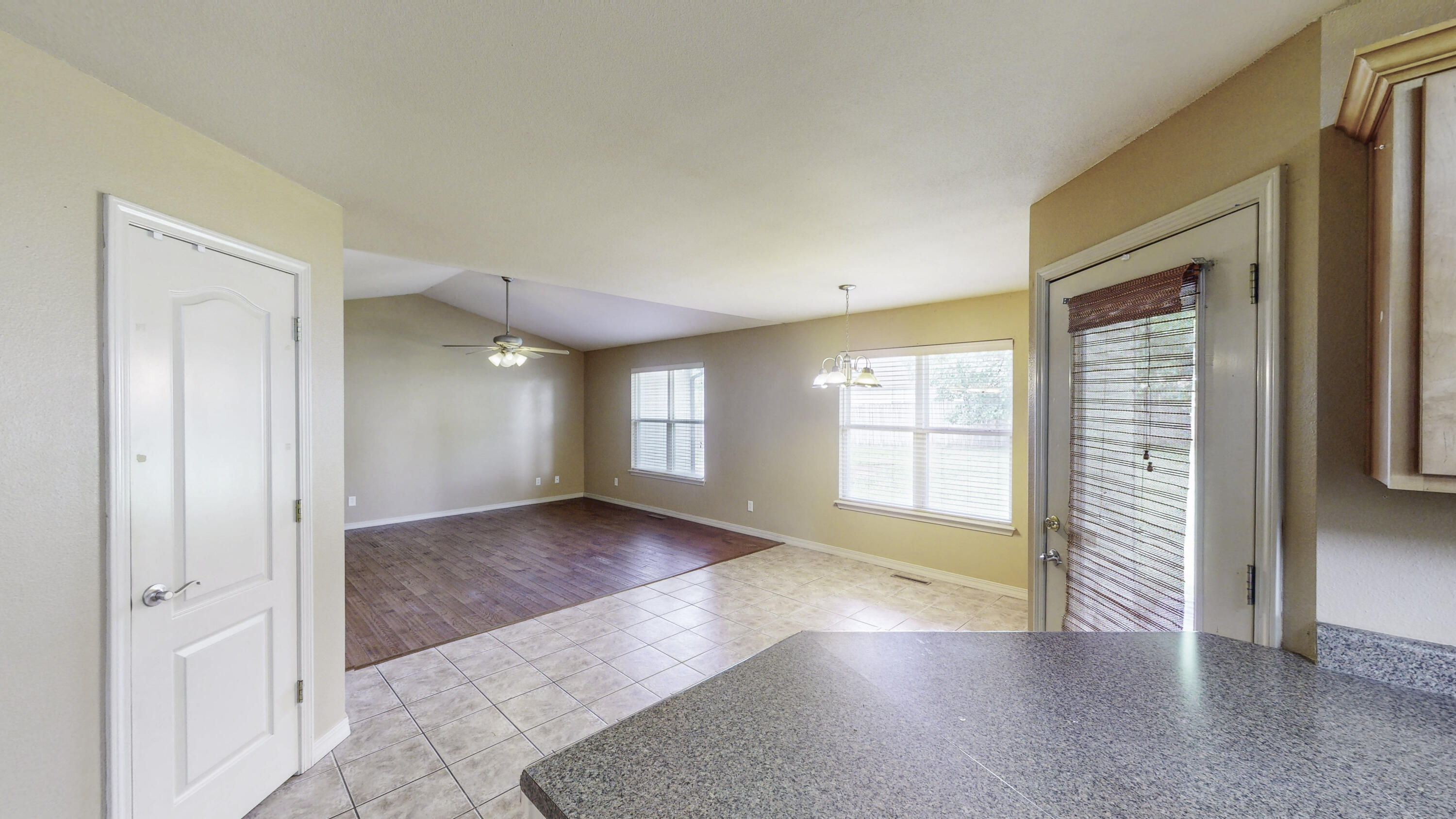 142 Oregon Lane Property Photo 24