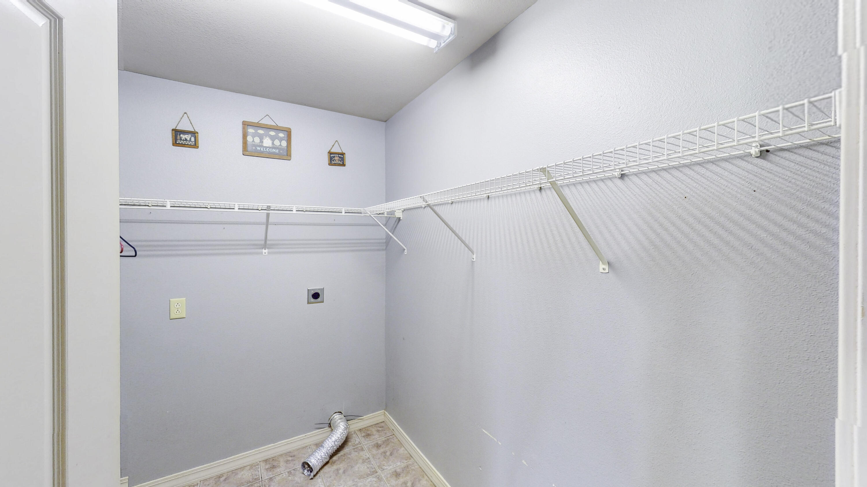 142 Oregon Lane Property Photo 26