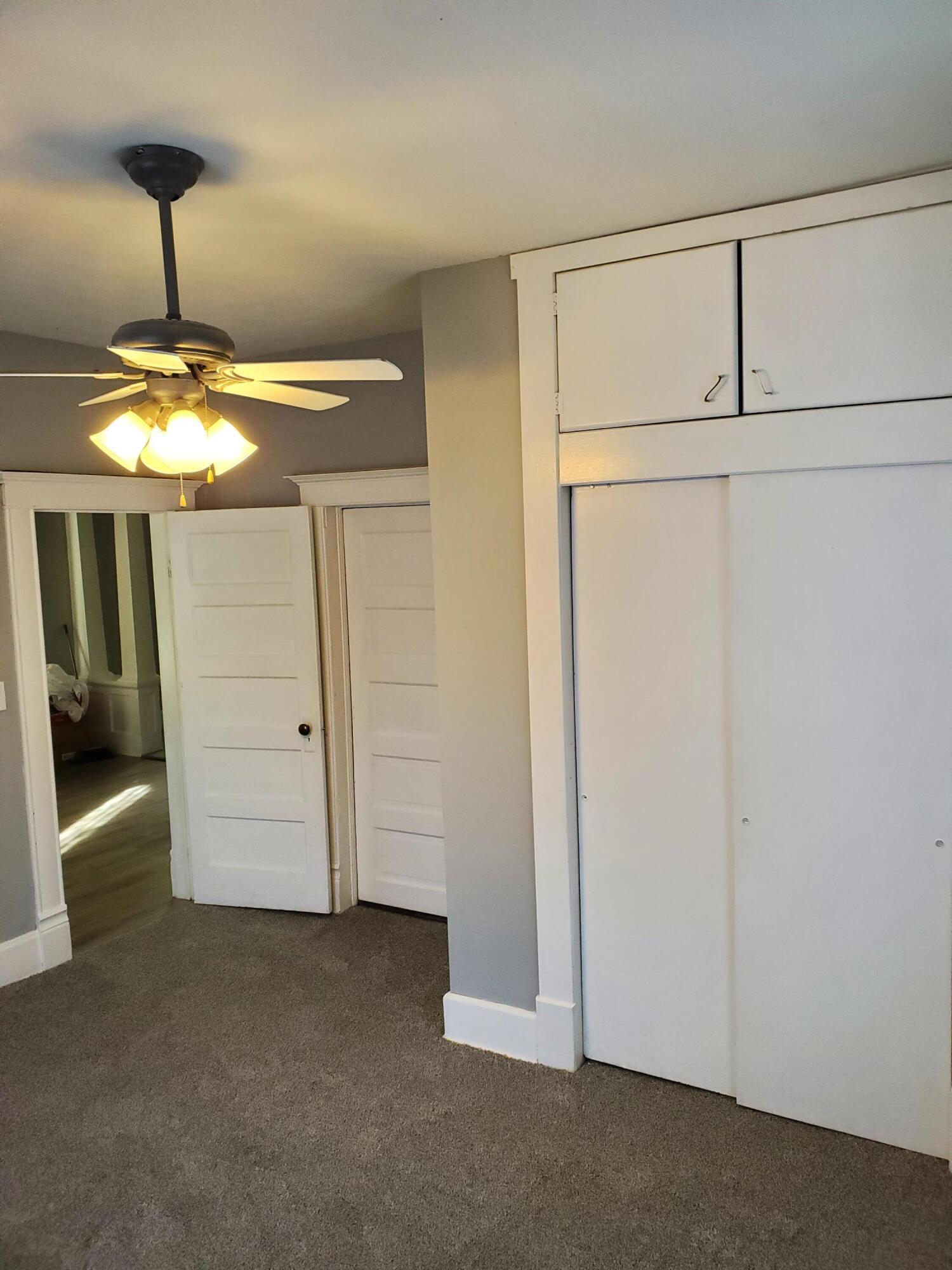 2111 North Grant Avenue Property Photo 9