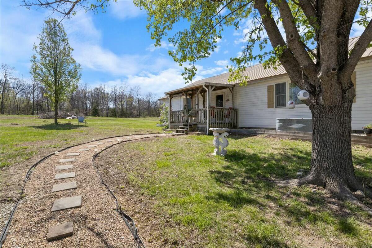 79 Caprine Trail Property Photo 3