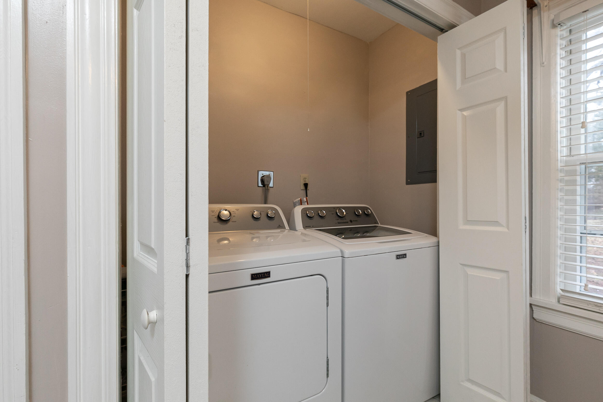 1453 South Jefferson Avenue Property Photo 15