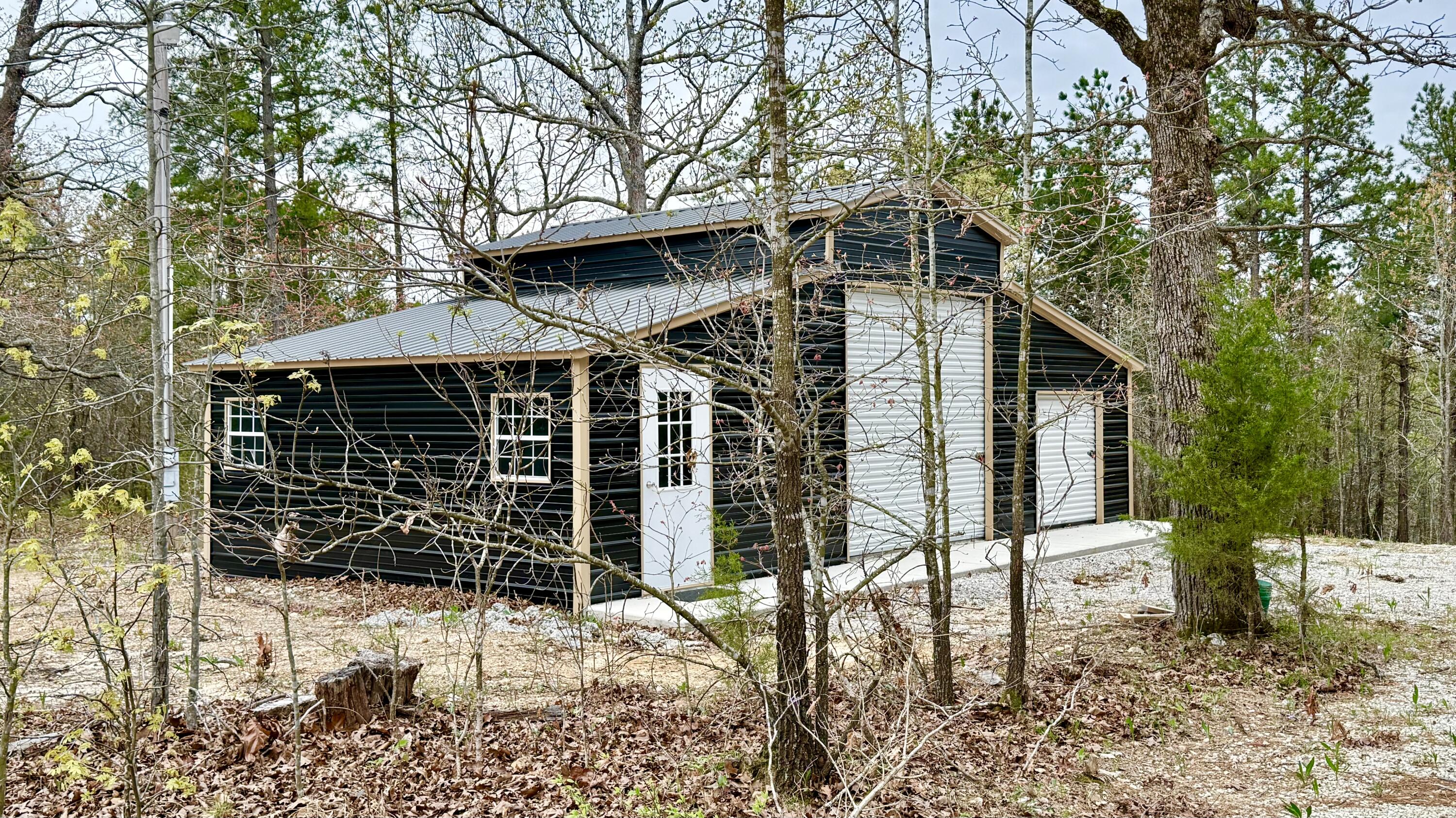 12158 Valley View Road Property Photo 2