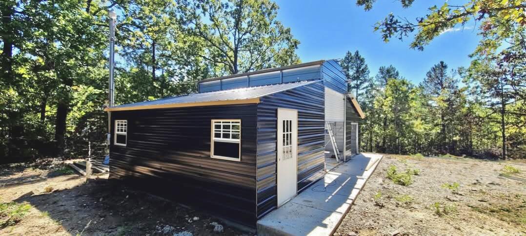 12158 Valley View Road Property Photo 4