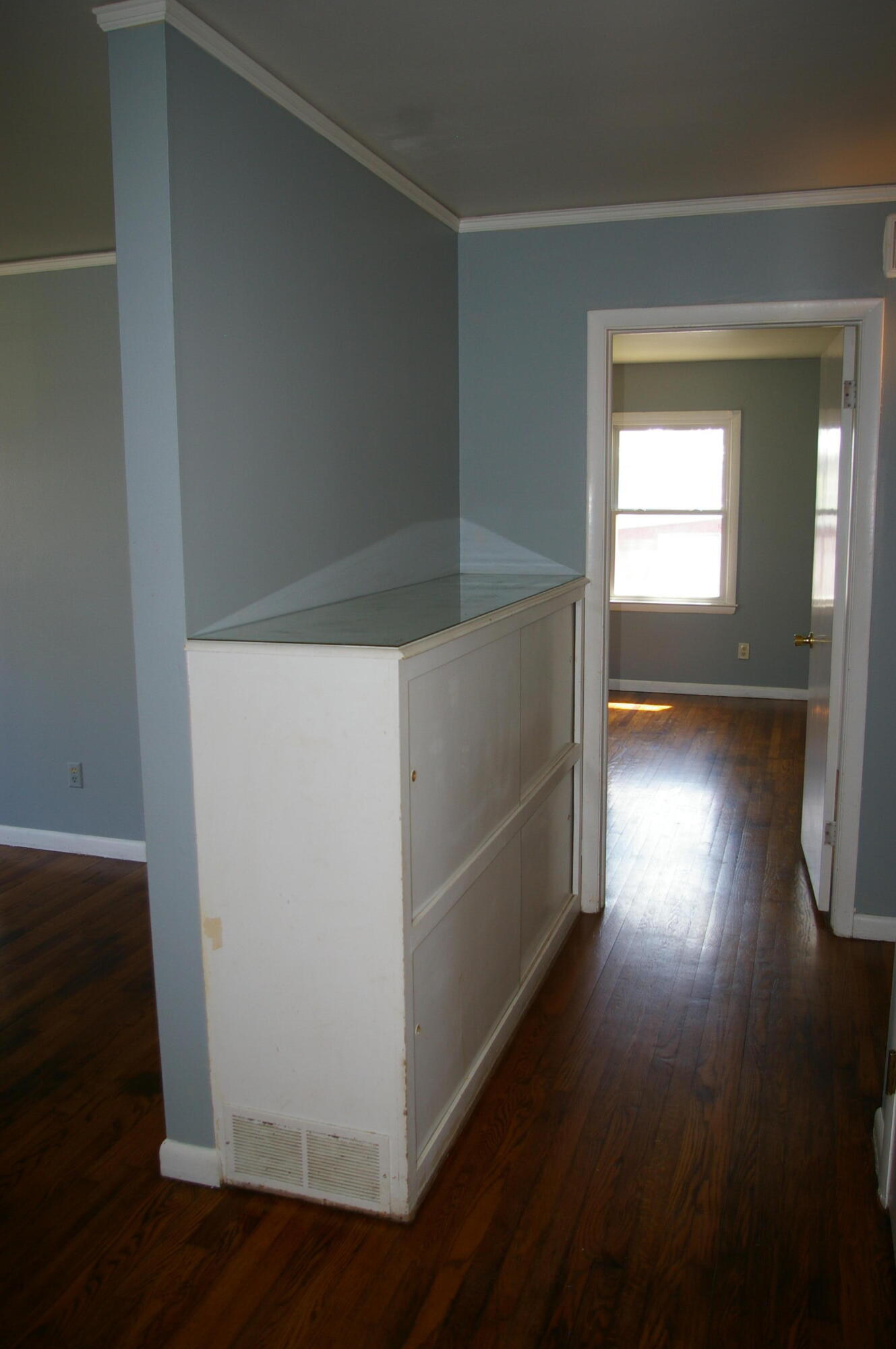 415 Crestwood Drive Property Photo 9