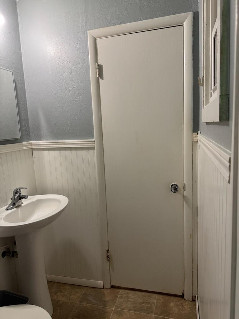 415 Crestwood Drive Property Photo 22