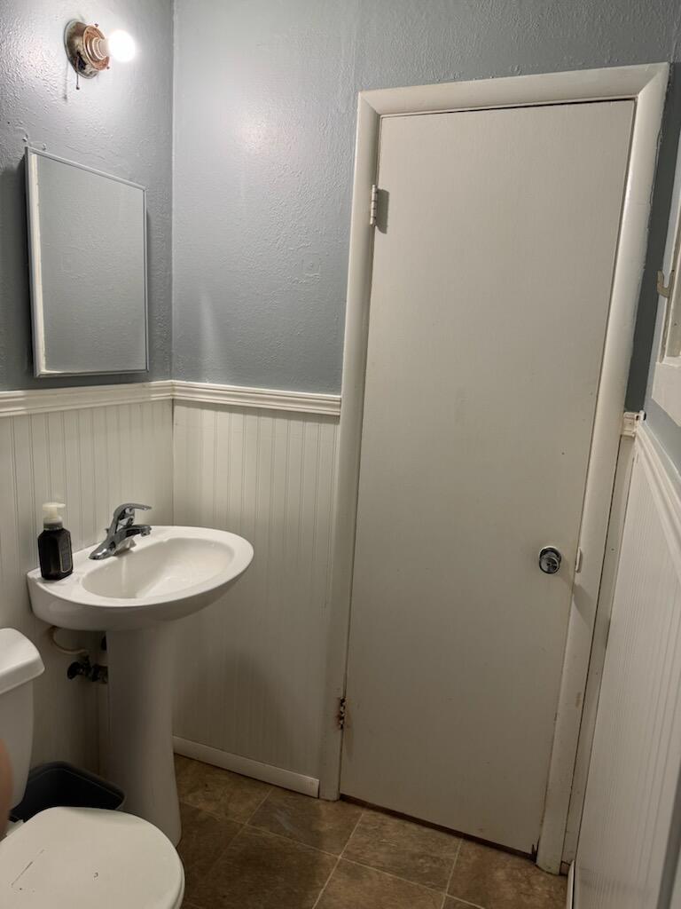 415 Crestwood Drive Property Photo 24