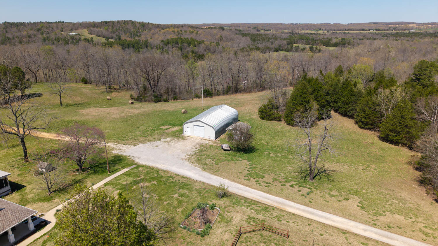 1742 Flora Church Property Photo 30