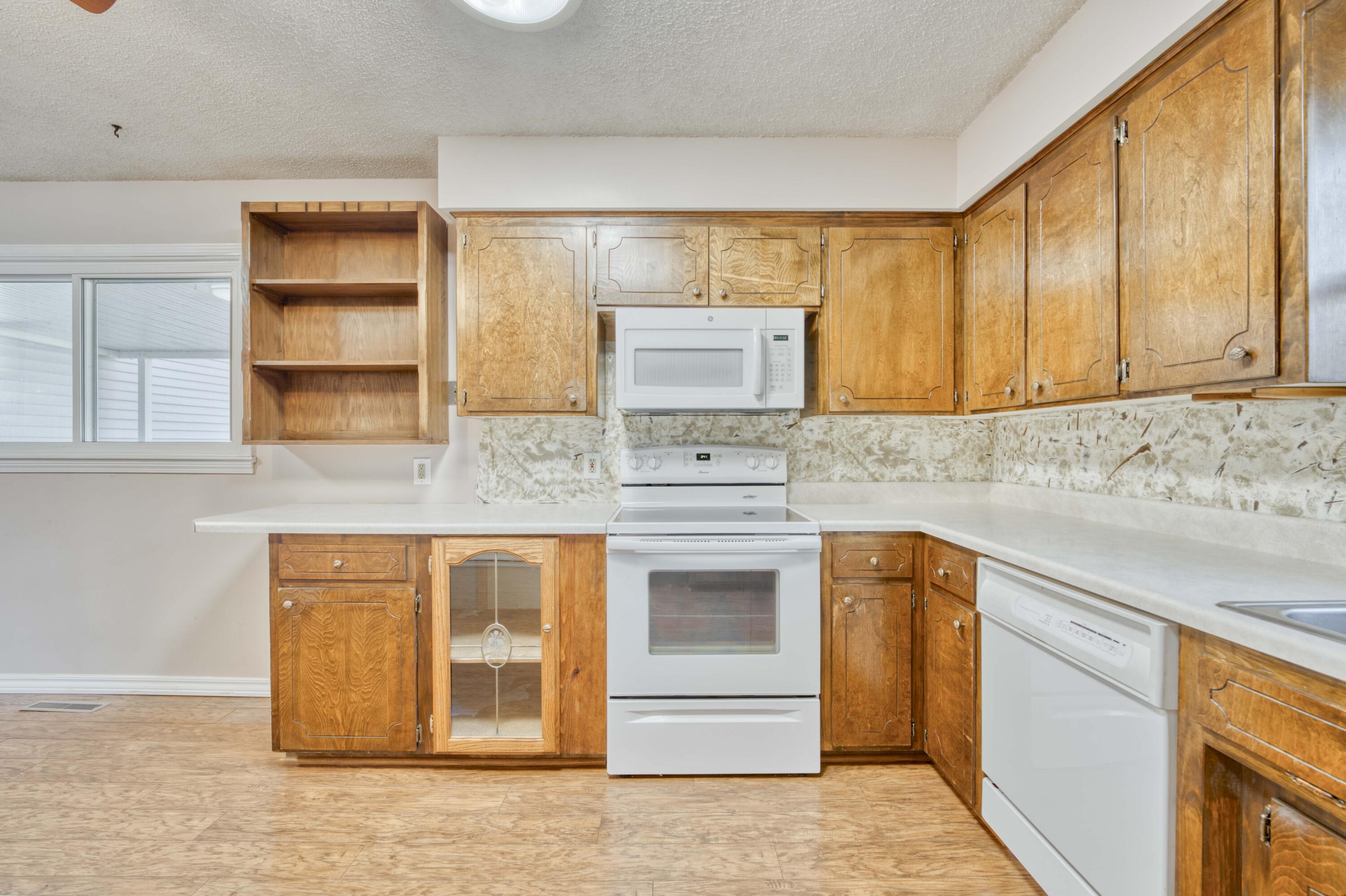 1359 South Gelven Avenue Property Photo 11