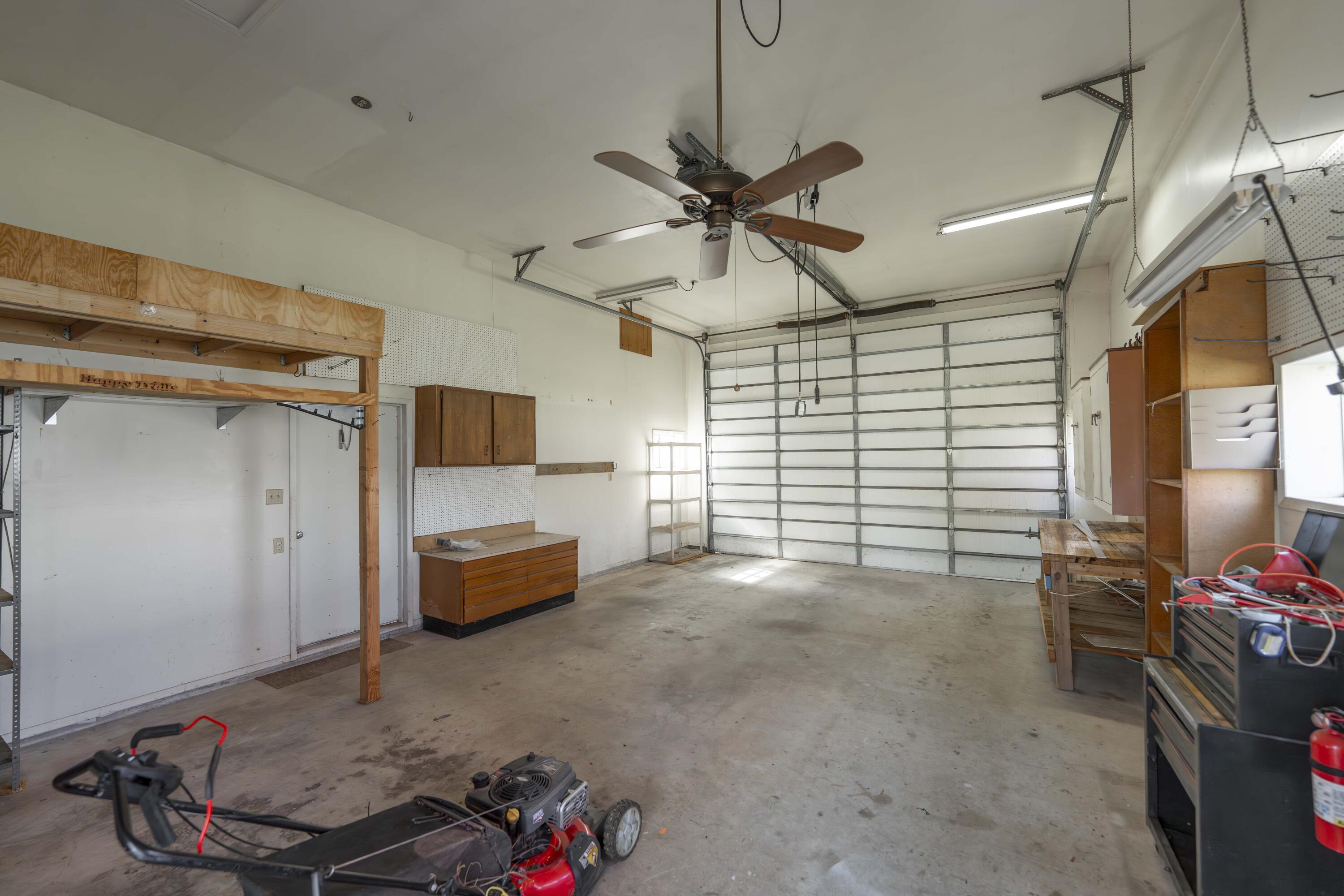 1359 South Gelven Avenue Property Photo 23