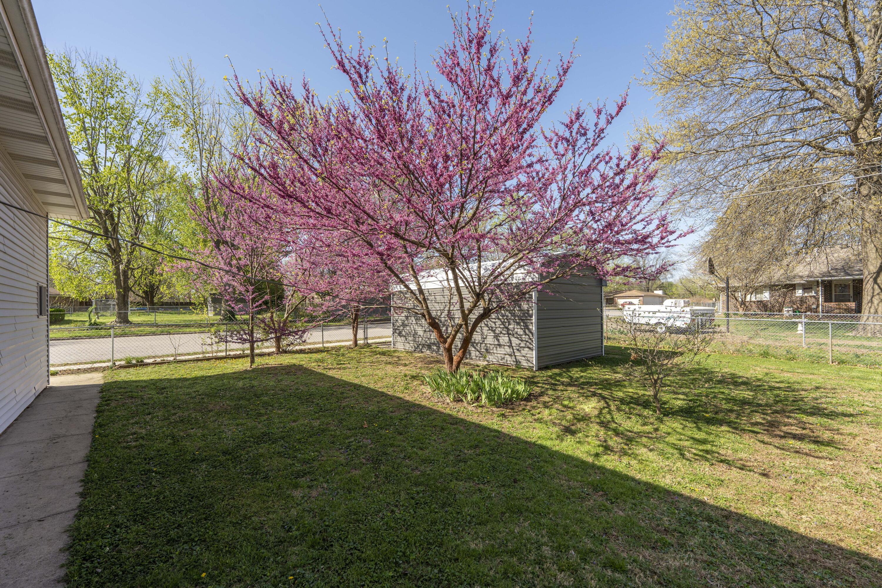 1359 South Gelven Avenue Property Photo 35