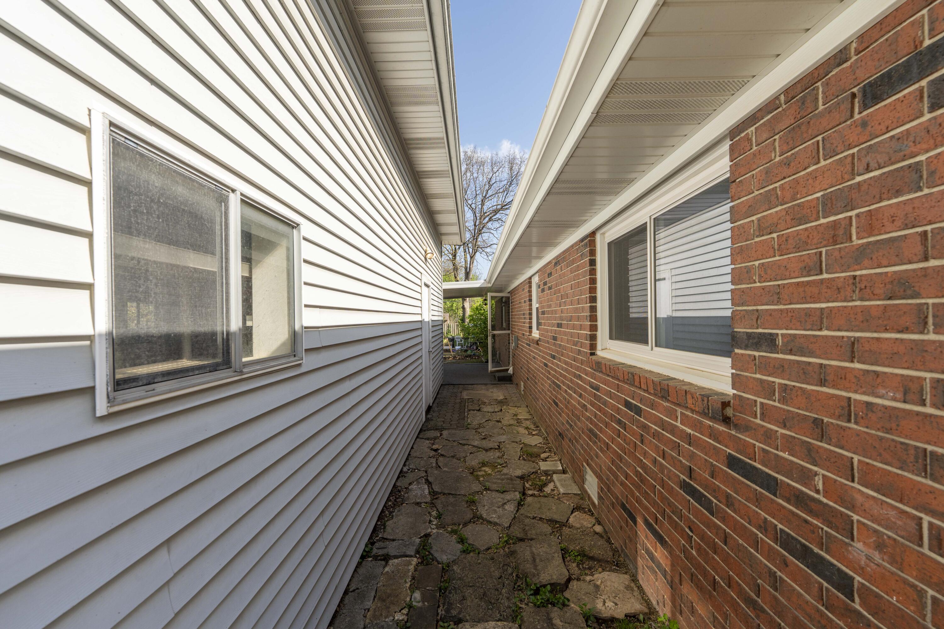 1359 South Gelven Avenue Property Photo 38