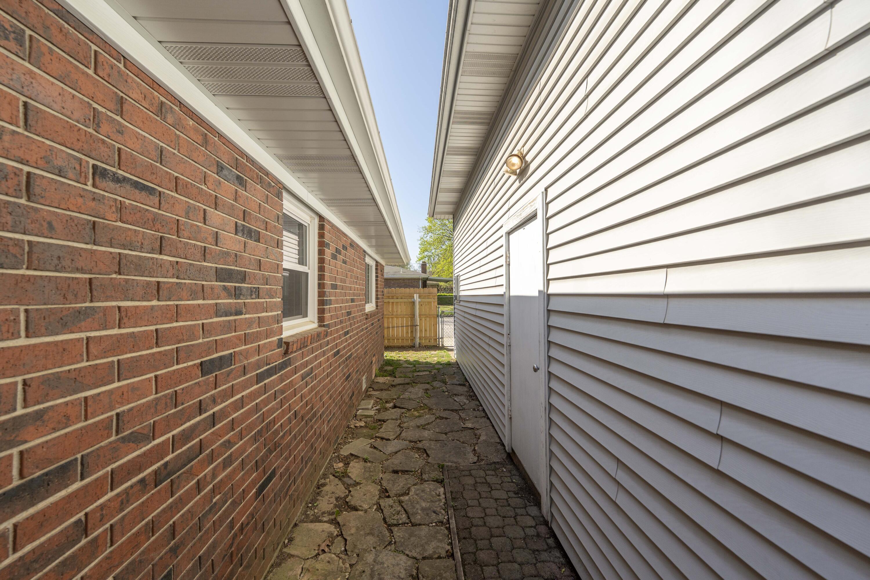 1359 South Gelven Avenue Property Photo 39