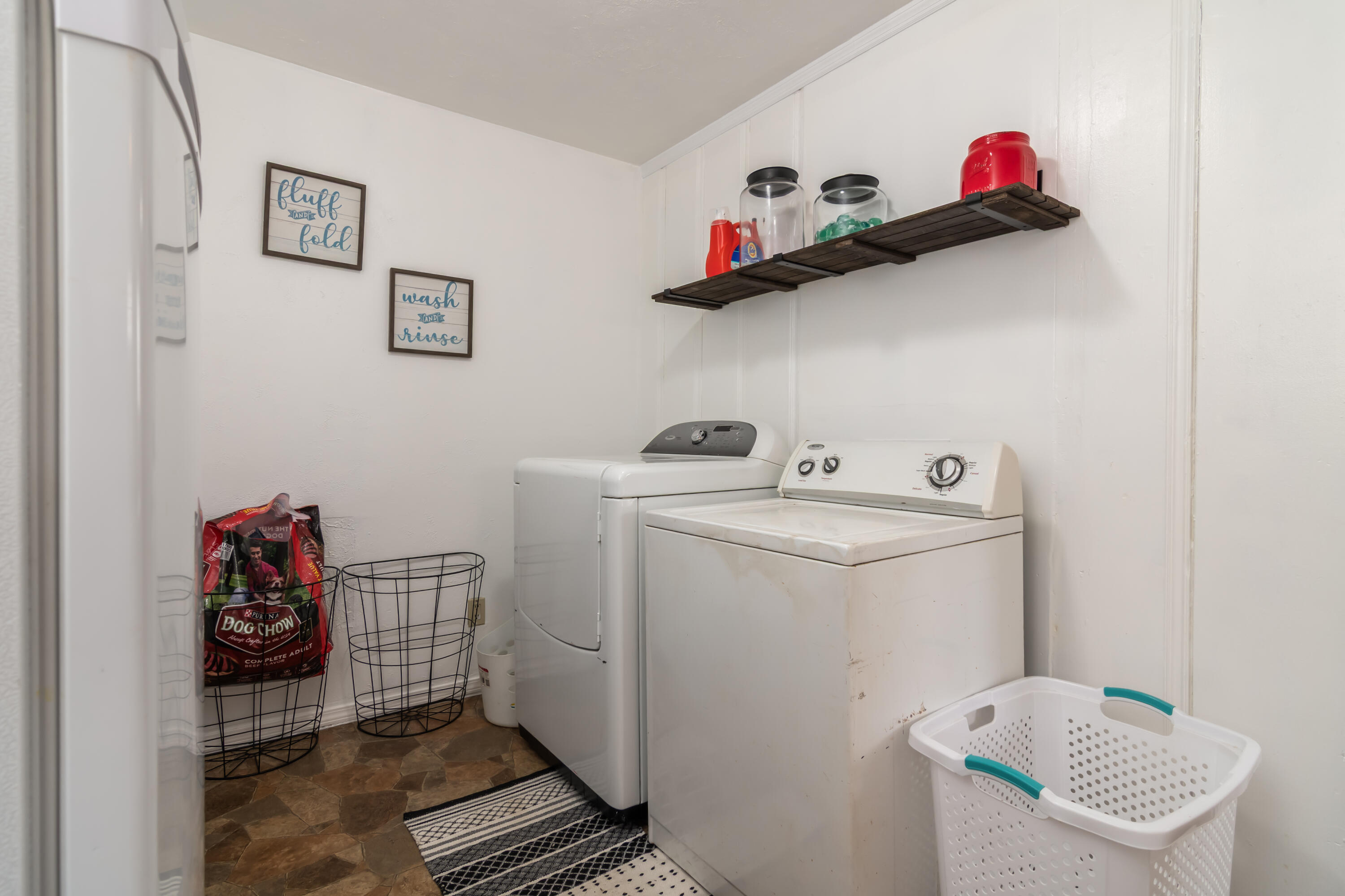 317 West 1st Street Property Photo 15