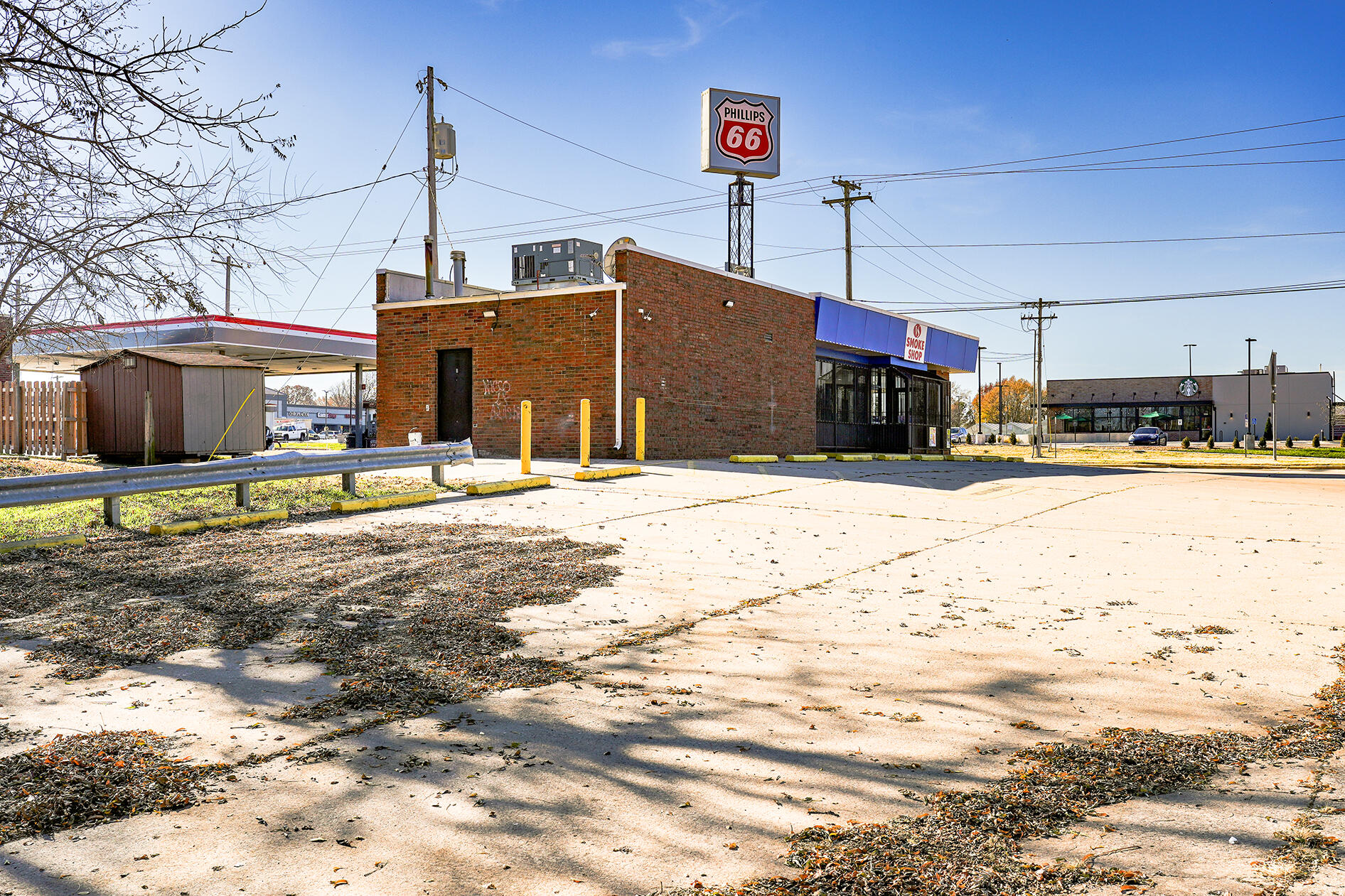 2800 North Kansas Expressway Property Photo 5