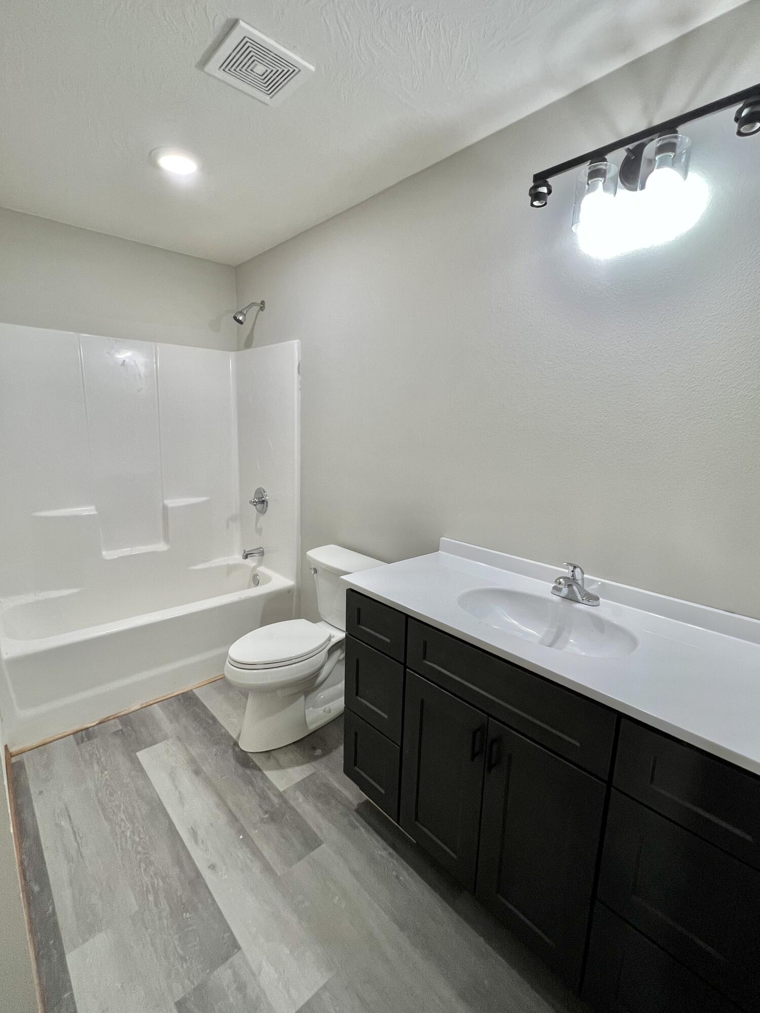412 South Court Street Property Photo 11