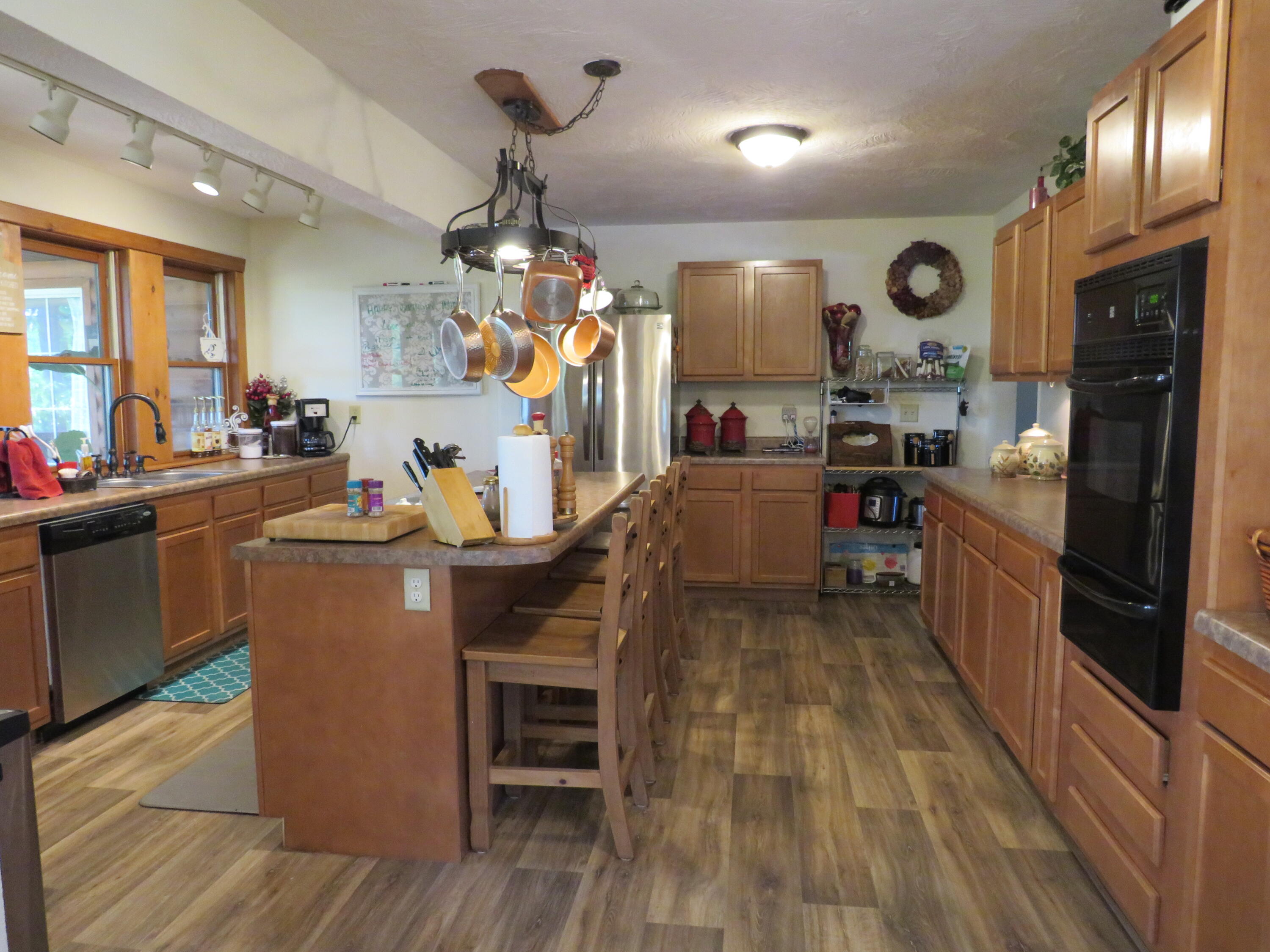 2750 Rural Route 1 Property Photo 21