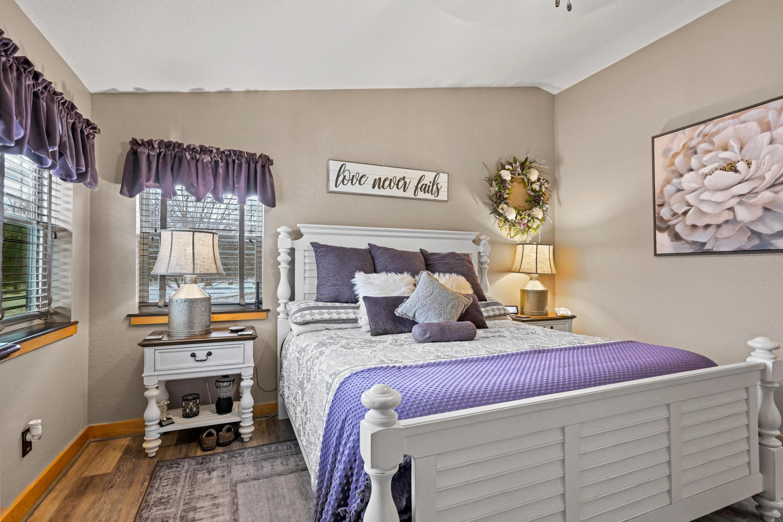 5576 Danson Lane Property Photo 17
