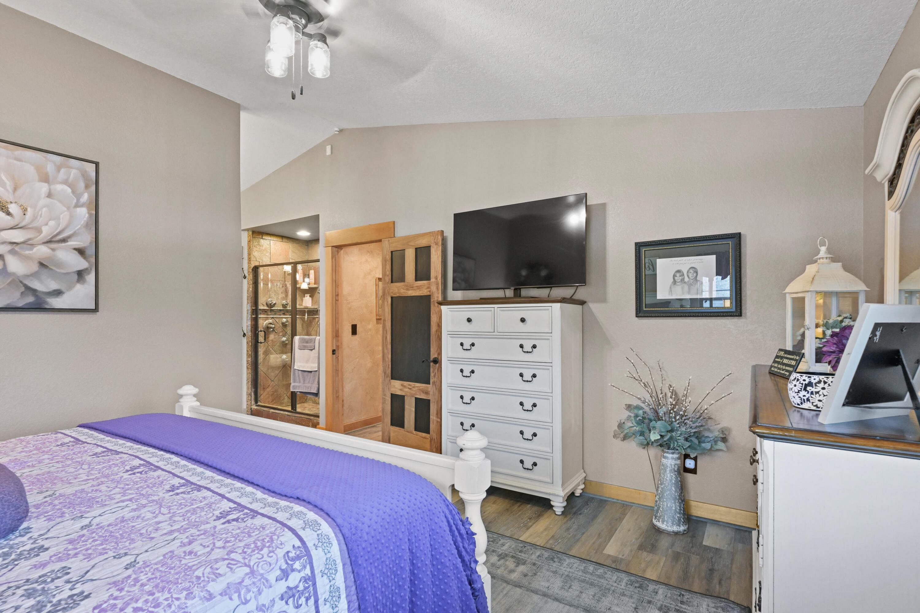 5576 Danson Lane Property Photo 18