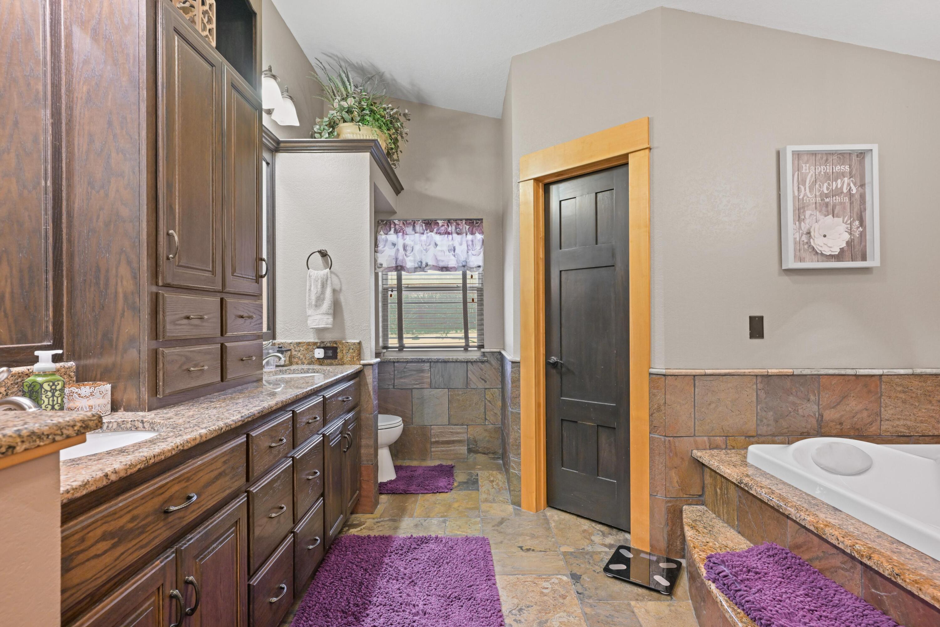 5576 Danson Lane Property Photo 20