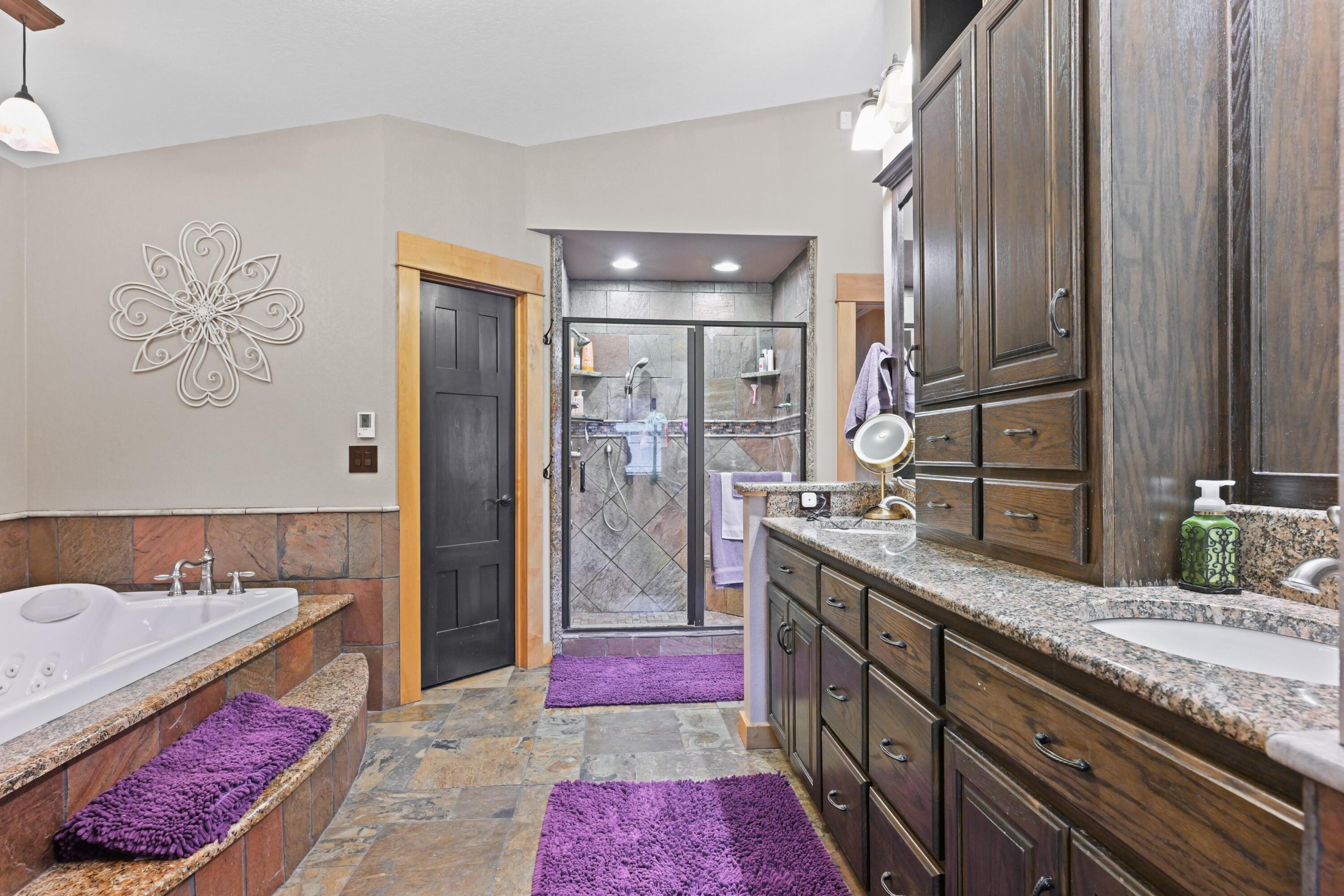5576 Danson Lane Property Photo 22