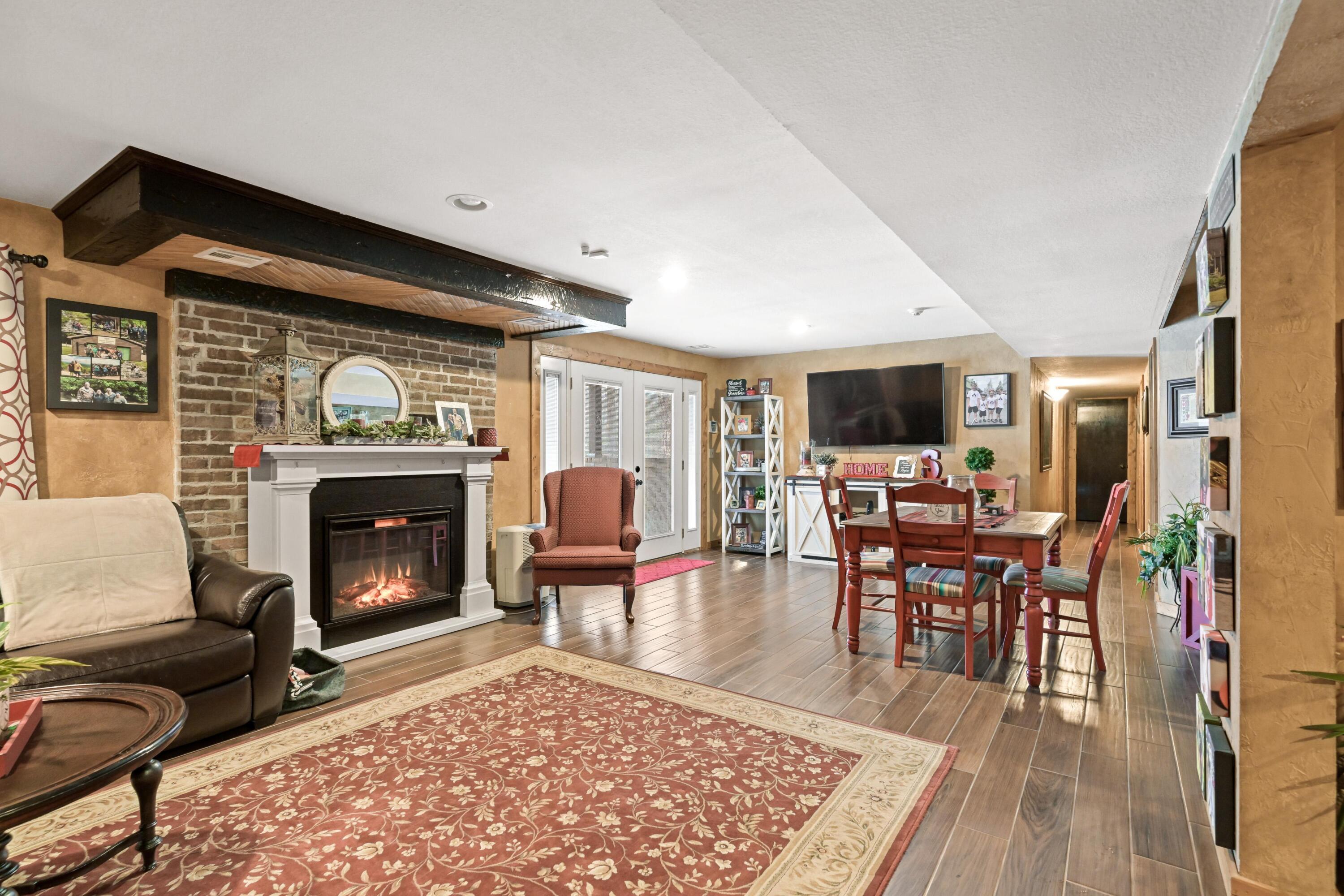 5576 Danson Lane Property Photo 34