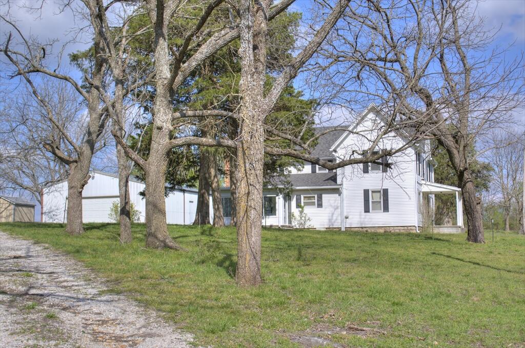 11830 North Farm Road 23 Property Photo 9