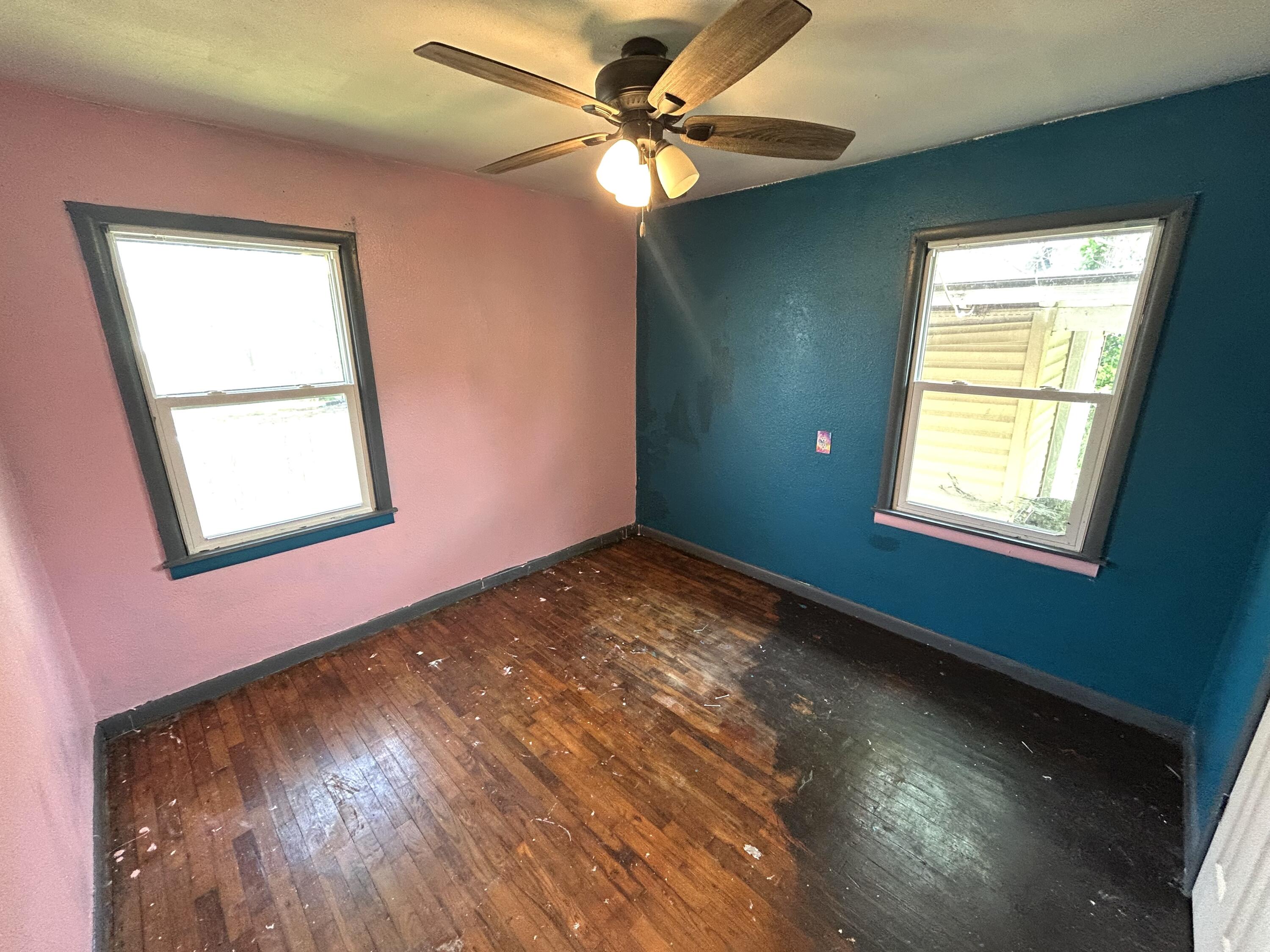 506 East Benton Avenue Property Photo 11