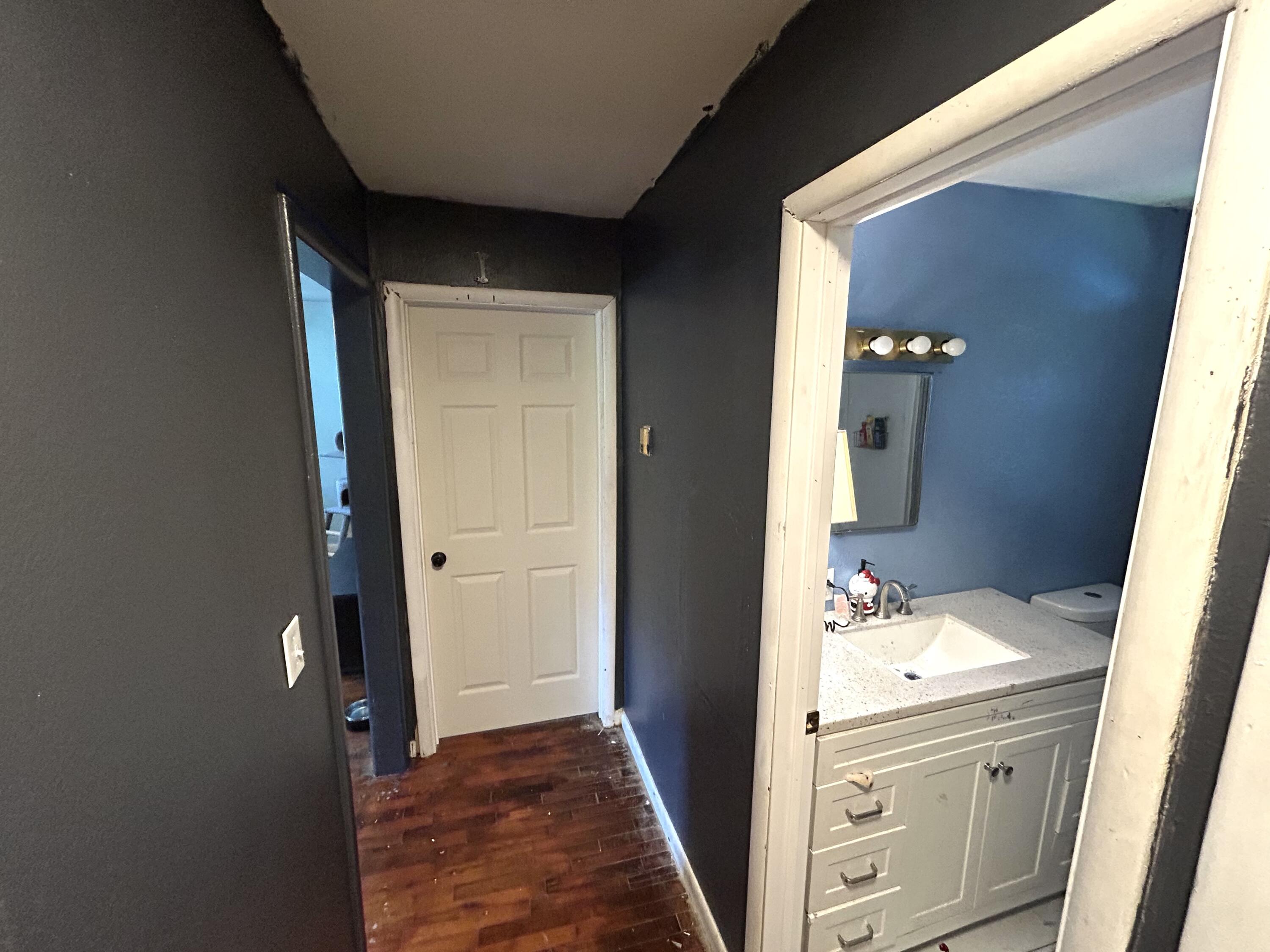 506 East Benton Avenue Property Photo 14