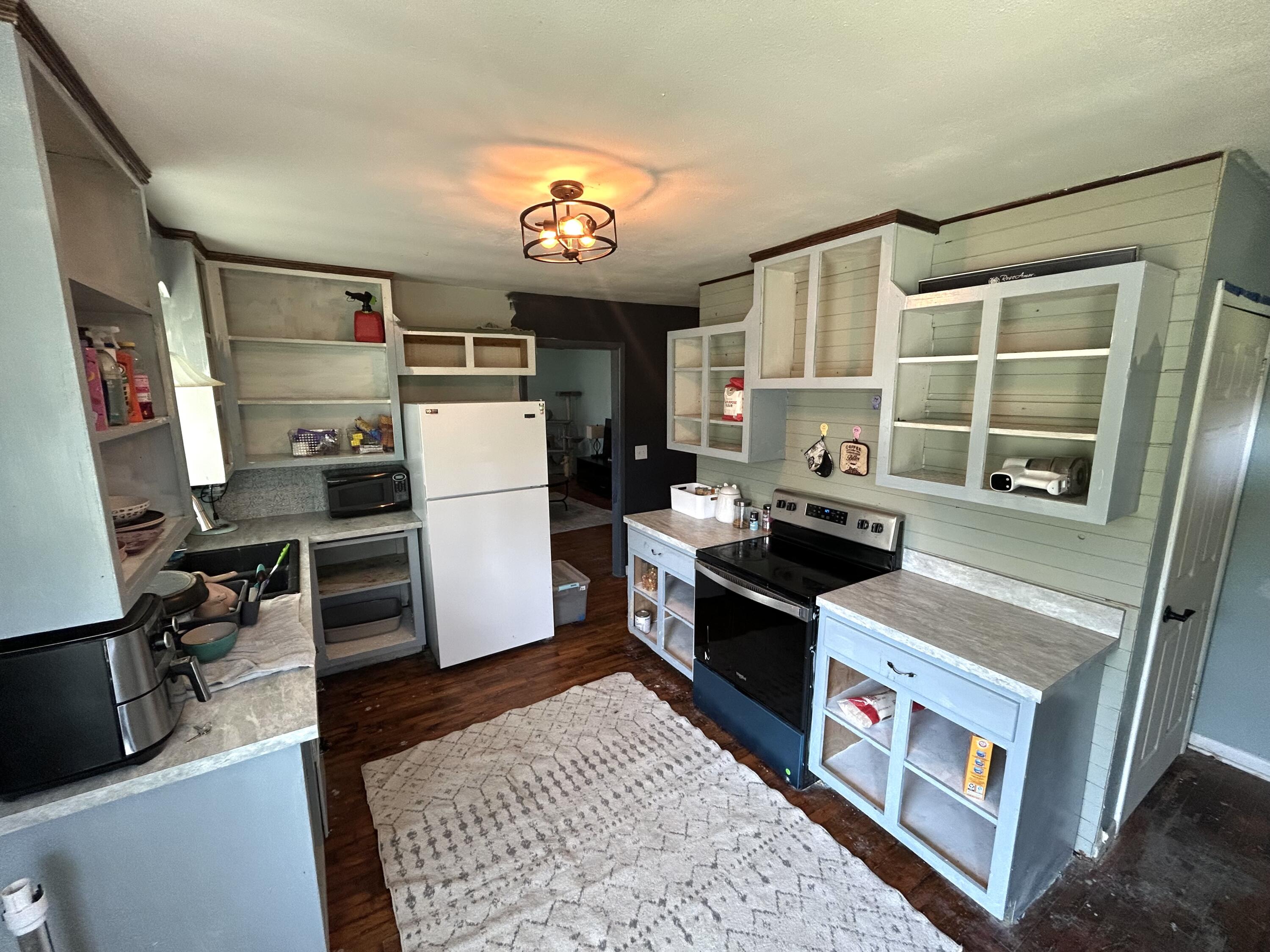 506 East Benton Avenue Property Photo 15