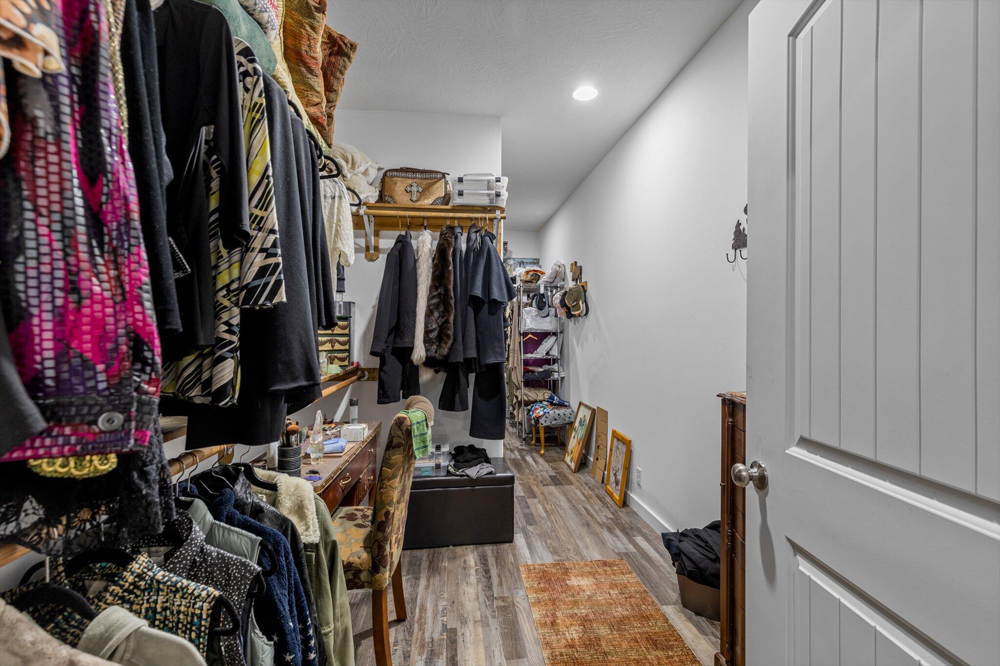 409 North Cardinal Lane Property Photo 28