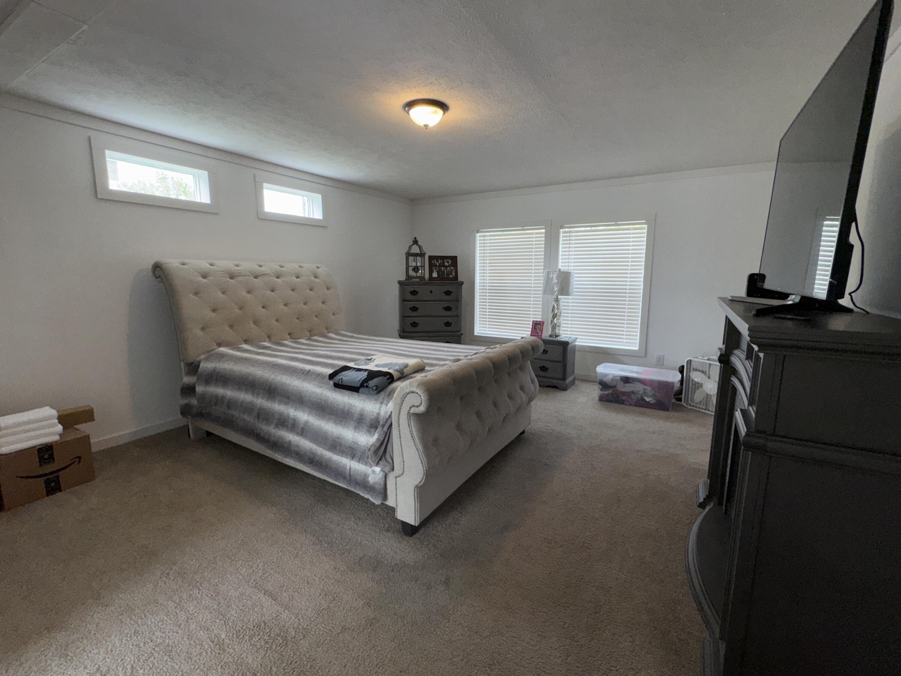 110 East Elm Street Property Photo 17