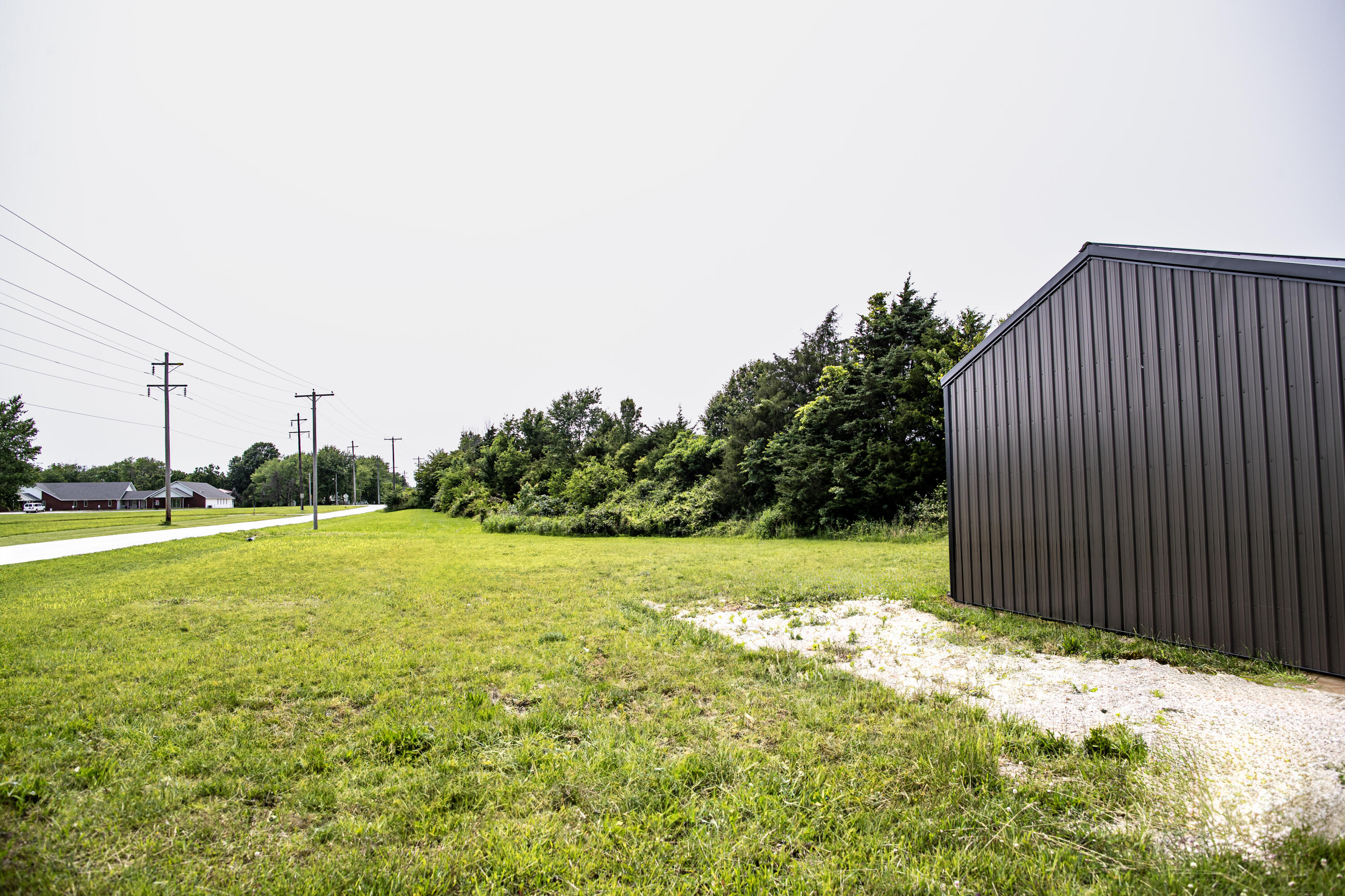 203 East Steel Street Property Photo 4