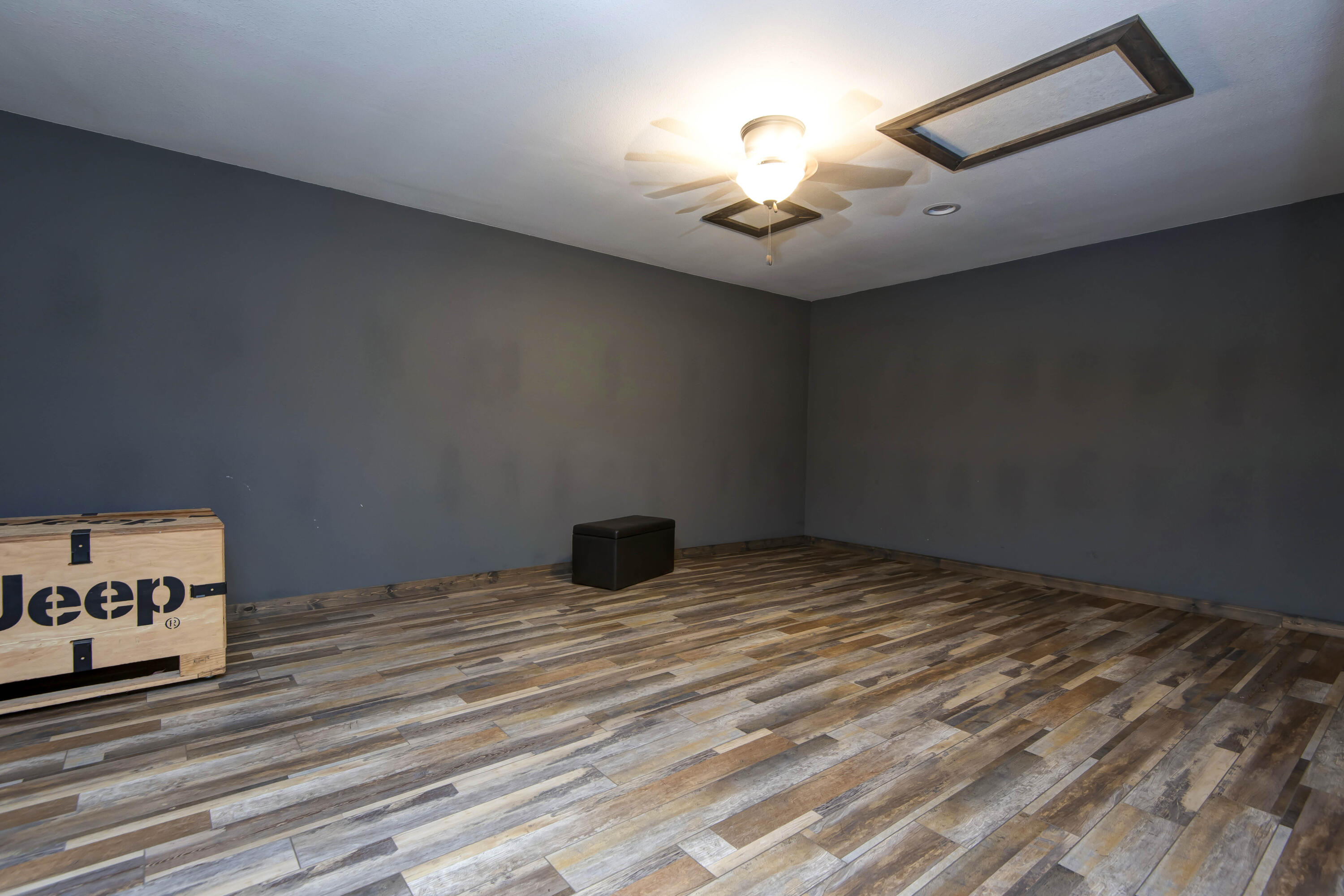 203 East Steel Street Property Photo 11