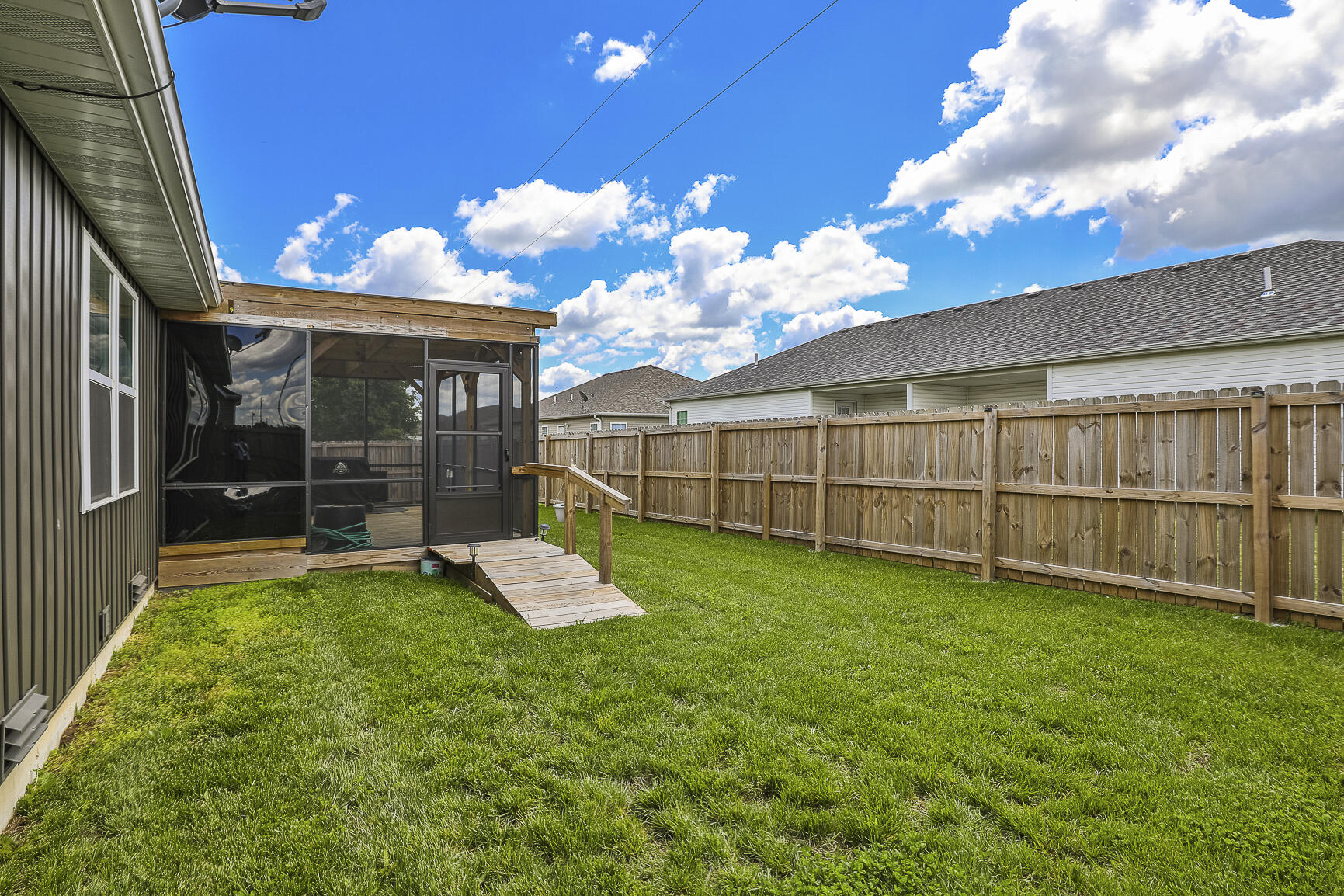 760 West Stewart Street Property Photo 26