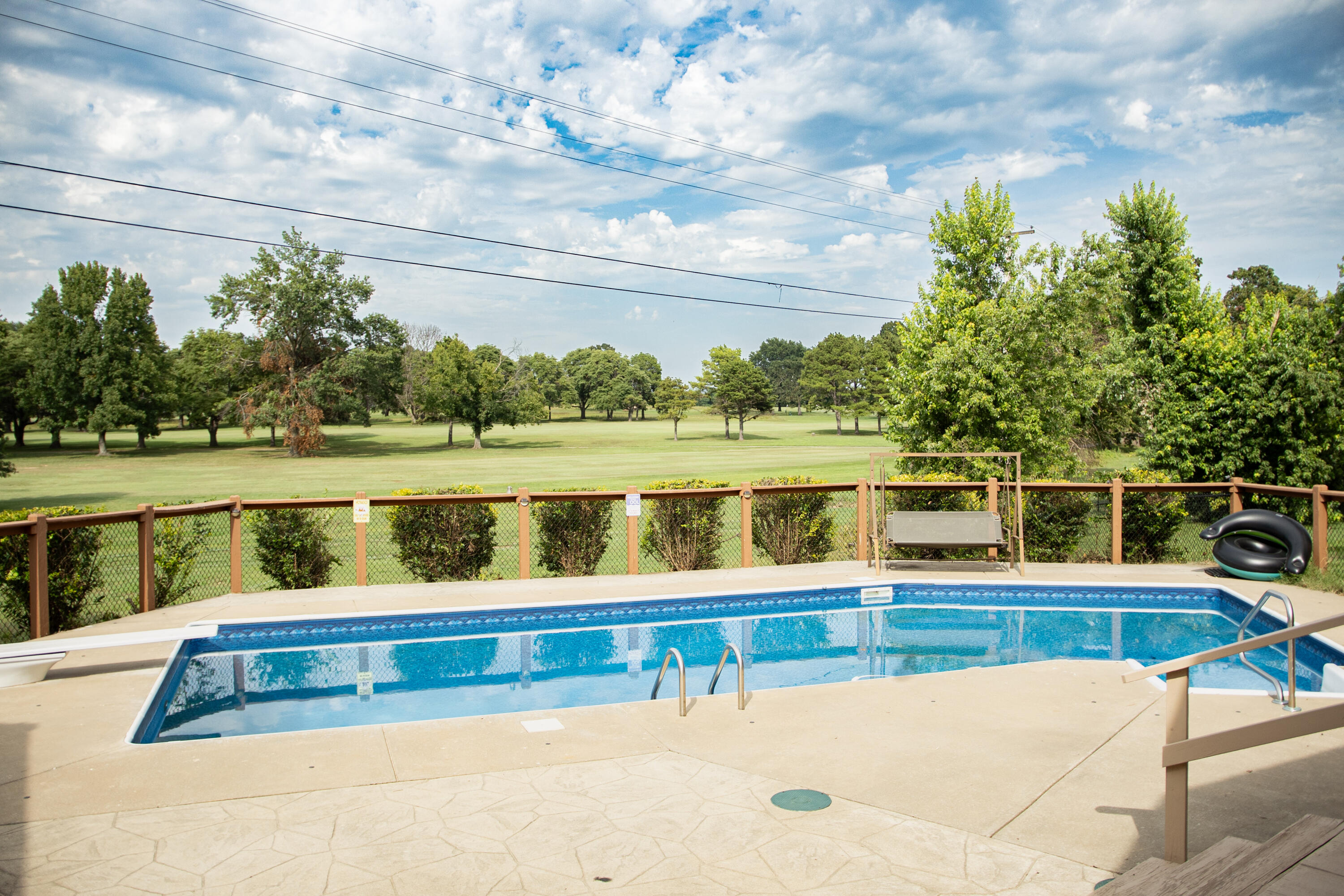 12655 Farm Road 2205 Circle Property Photo 4