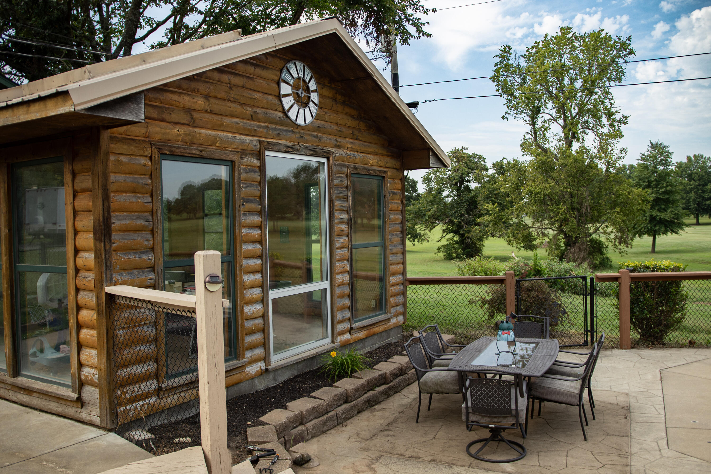 12655 Farm Road 2205 Circle Property Photo 7