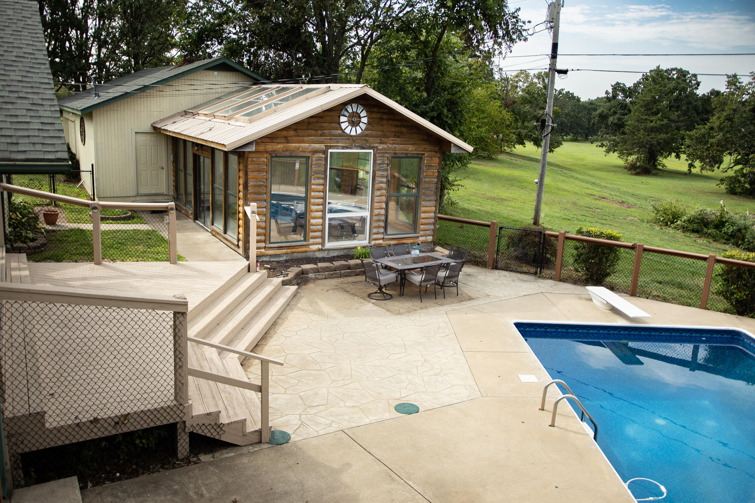 12655 Farm Road 2205 Circle Property Photo 8