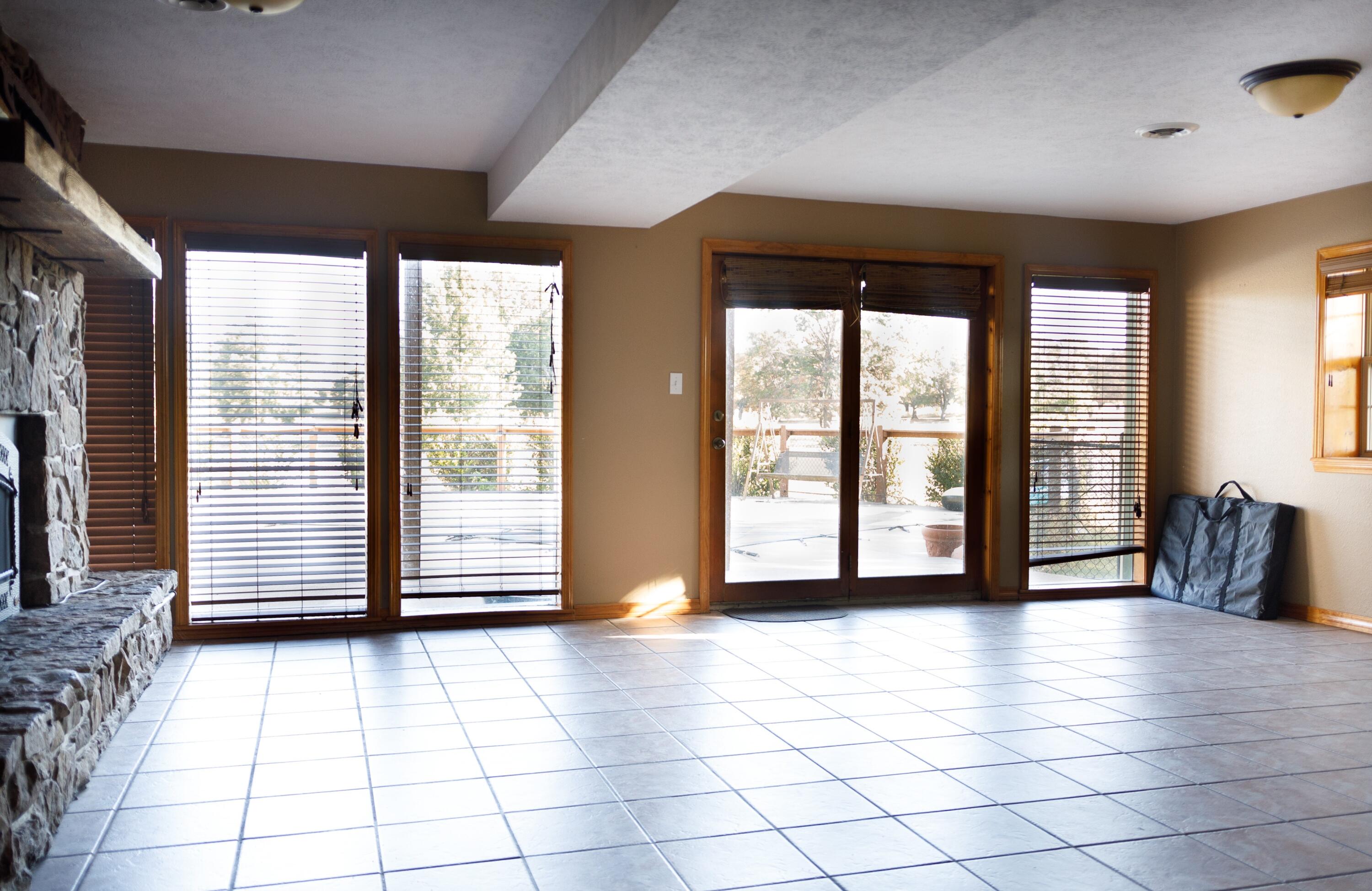 12655 Farm Road 2205 Circle Property Photo 12