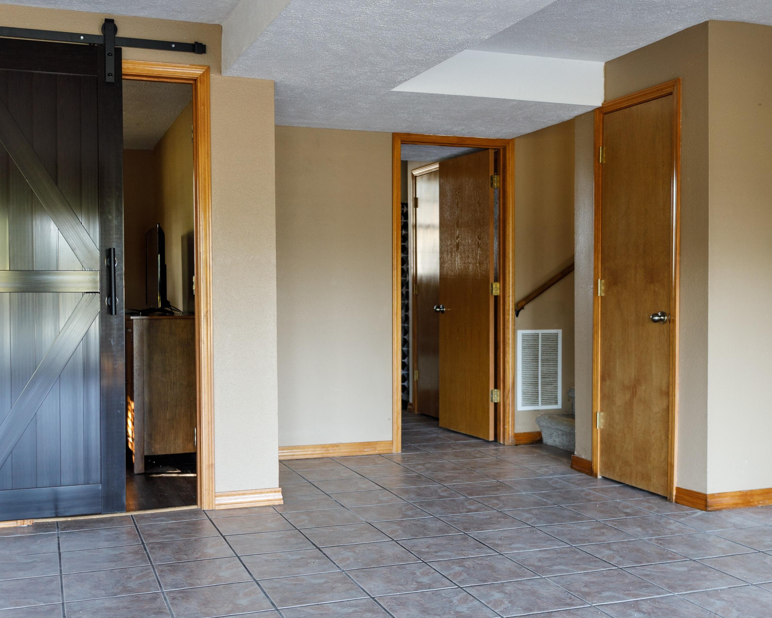 12655 Farm Road 2205 Circle Property Photo 13