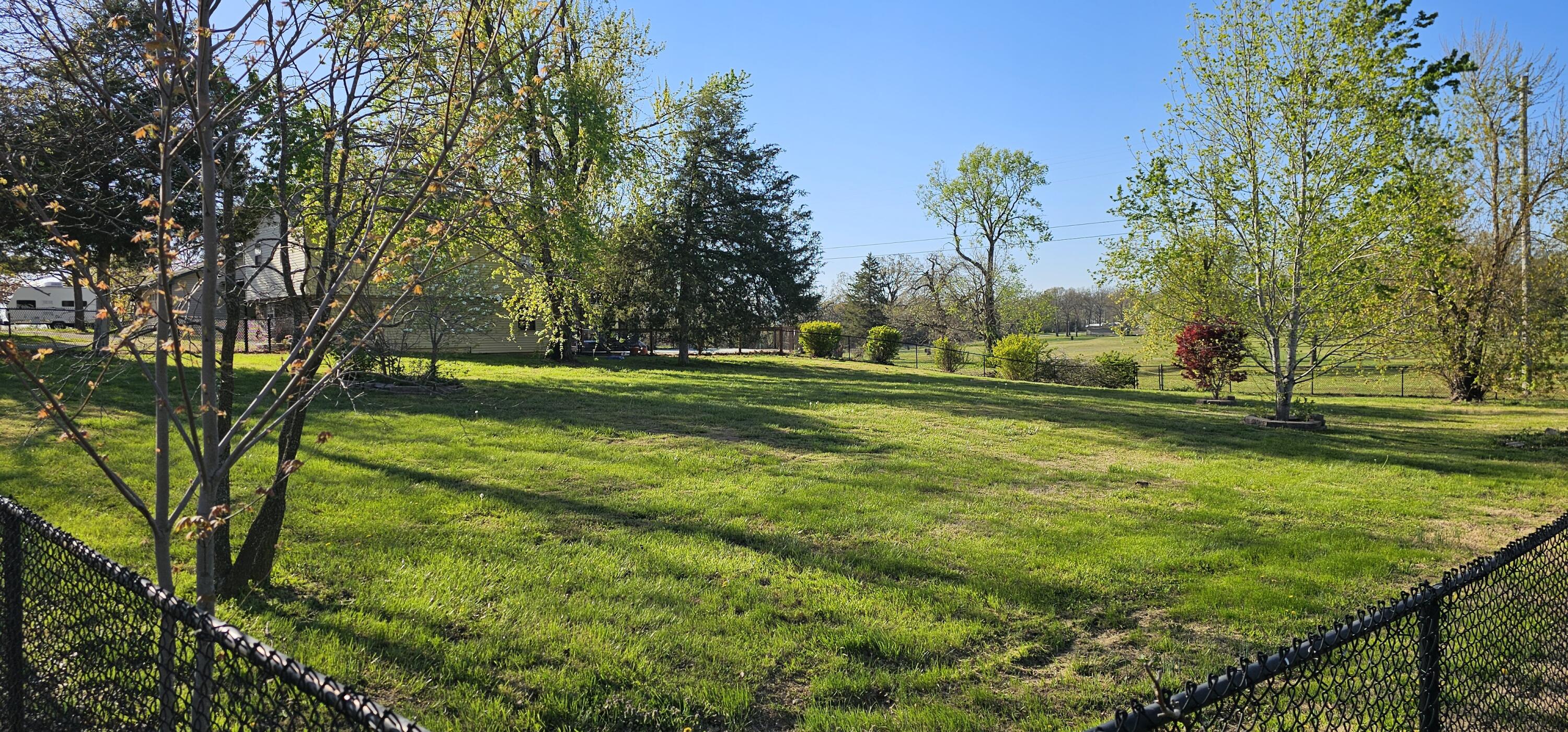 12655 Farm Road 2205 Circle Property Photo 16