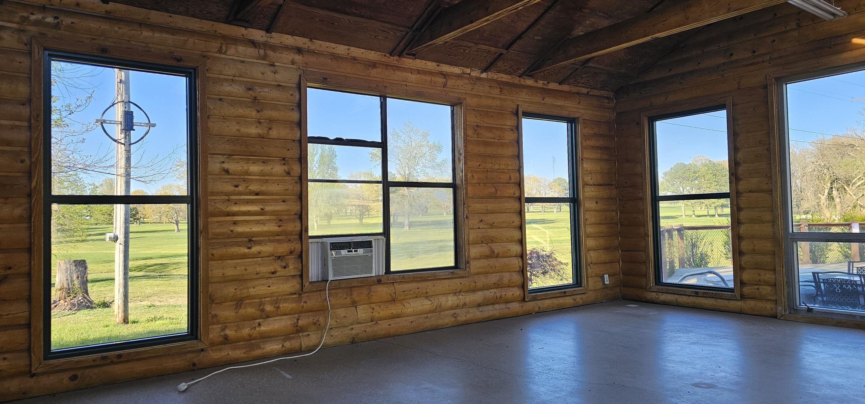 12655 Farm Road 2205 Circle Property Photo 25