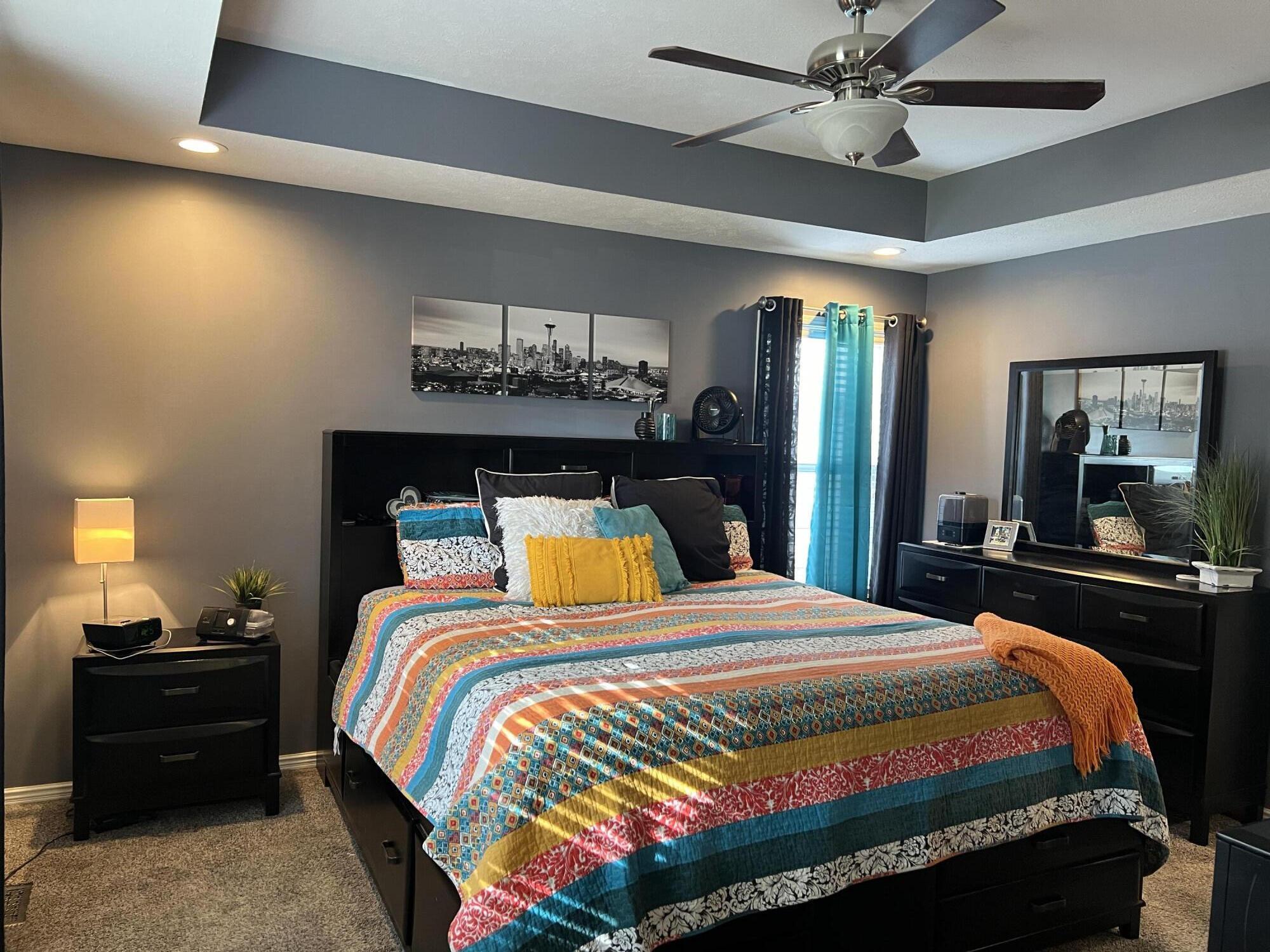 435 East Hadley Street Property Photo 24