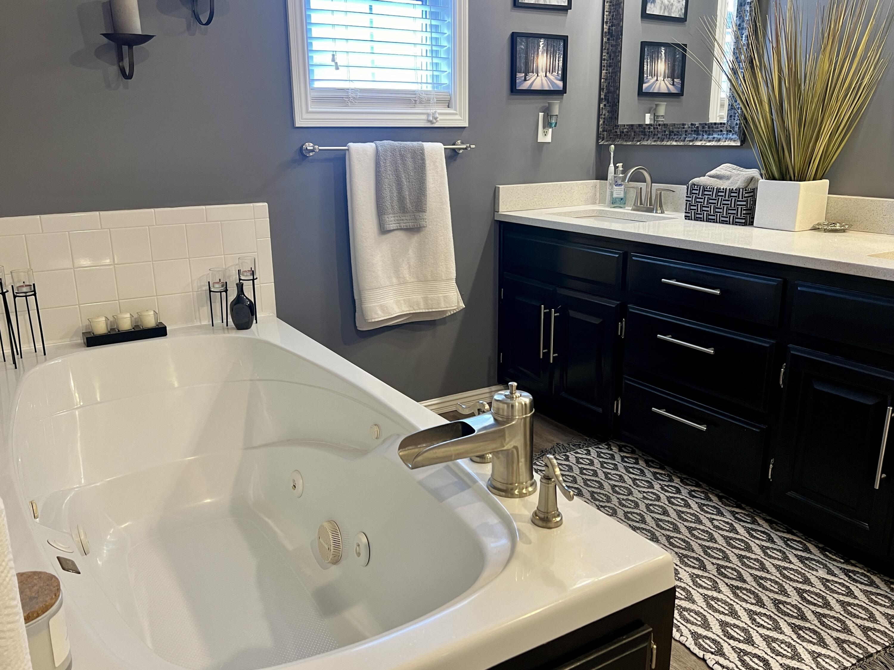 435 East Hadley Street Property Photo 30